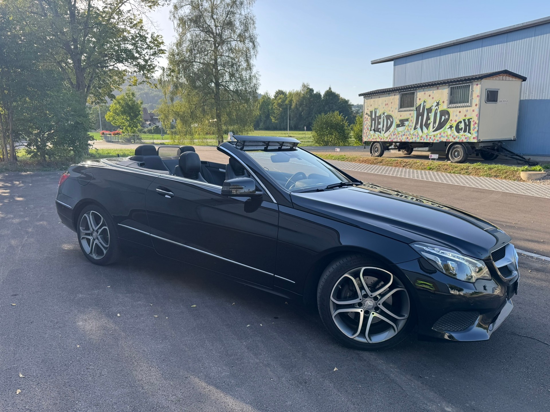 MERCEDES-BENZ E 200 „Sport-Paket Exterieur“-image-0