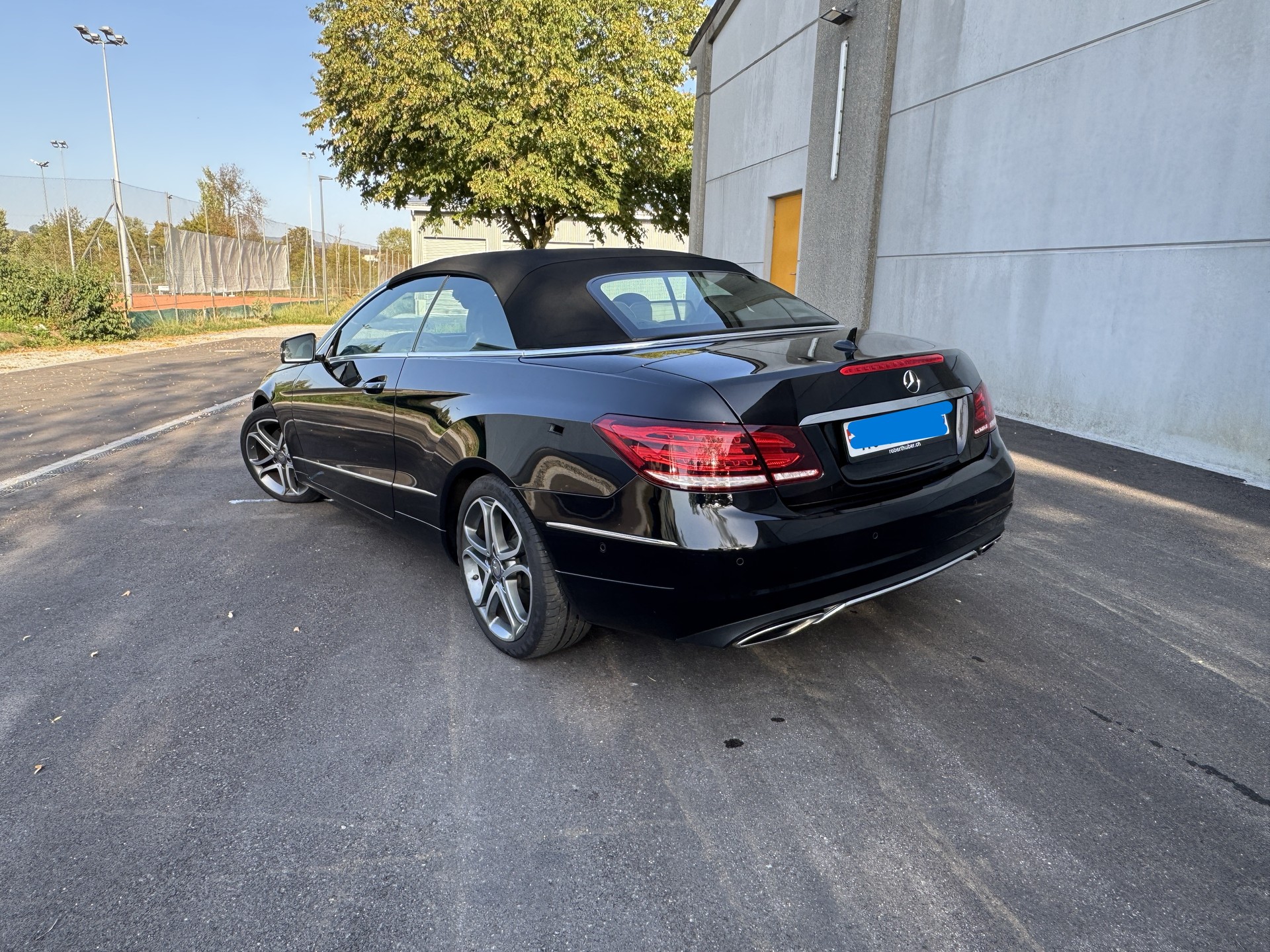 MERCEDES-BENZ E 200 „Sport-Paket Exterieur“-image-1