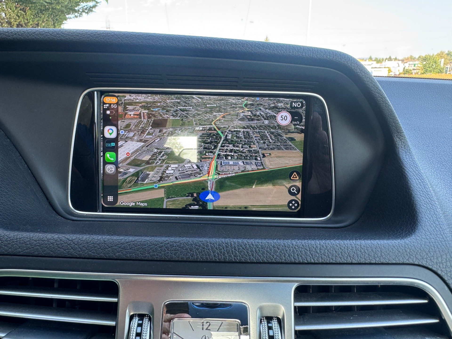 MERCEDES-BENZ E 200 „Sport-Paket Exterieur“-image-5