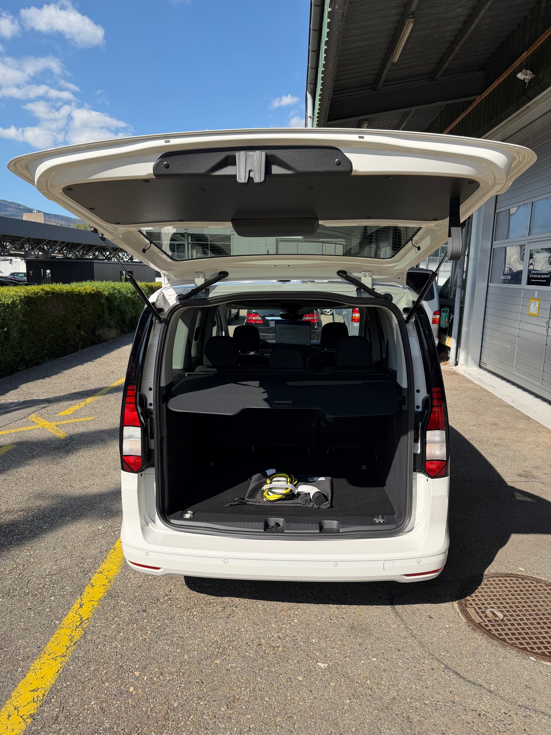 VW Caddy 1.5 TSI Plug in Hybrid DSG 150 PS 5 Jahren Garantie mit 39 % Rabatt !-image-20
