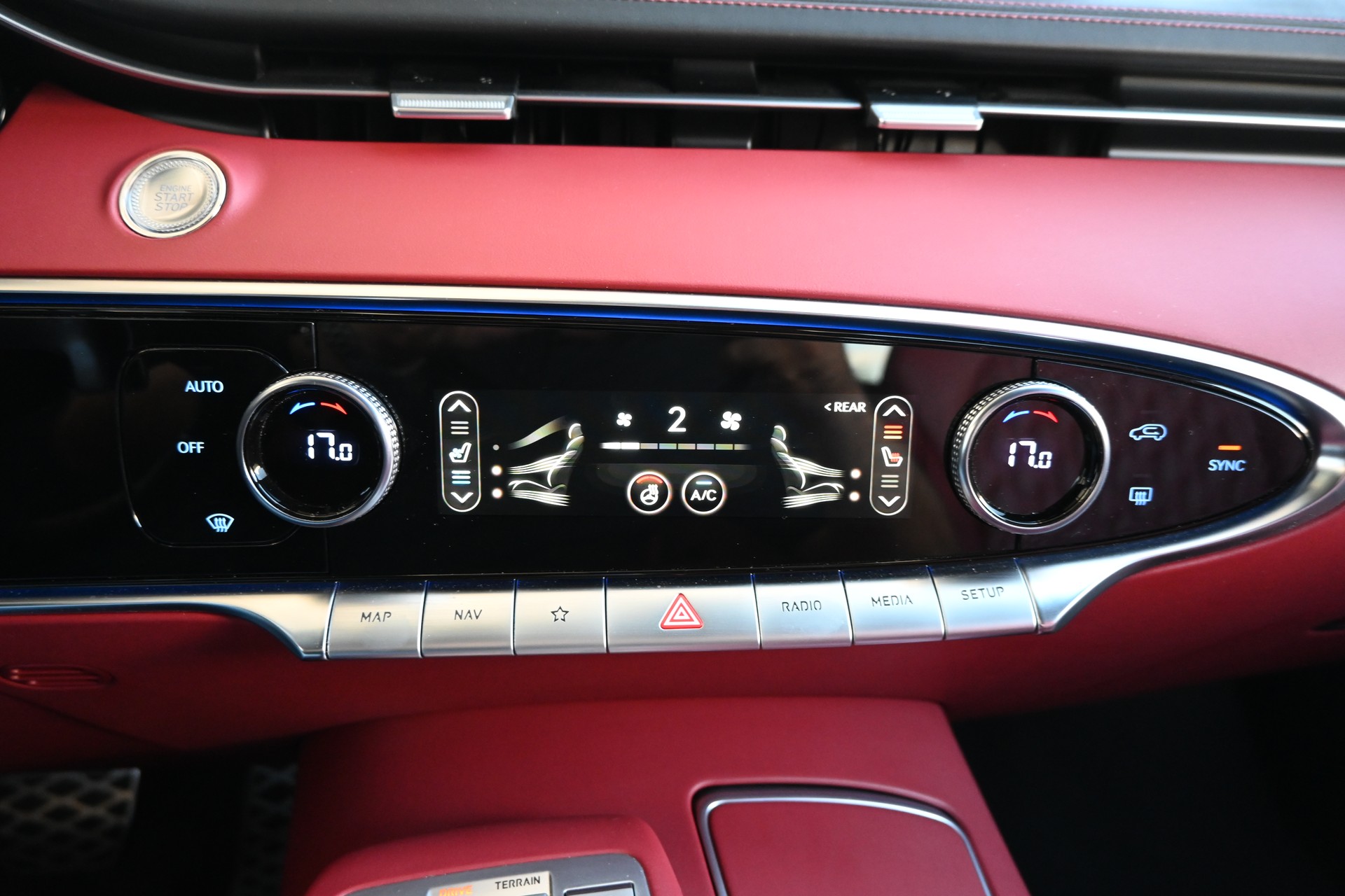 GENESIS GV70 2.2 CRDI Luxury AT8 AWD 4x4 (CH Auto) + AHK 2500kg-image-16