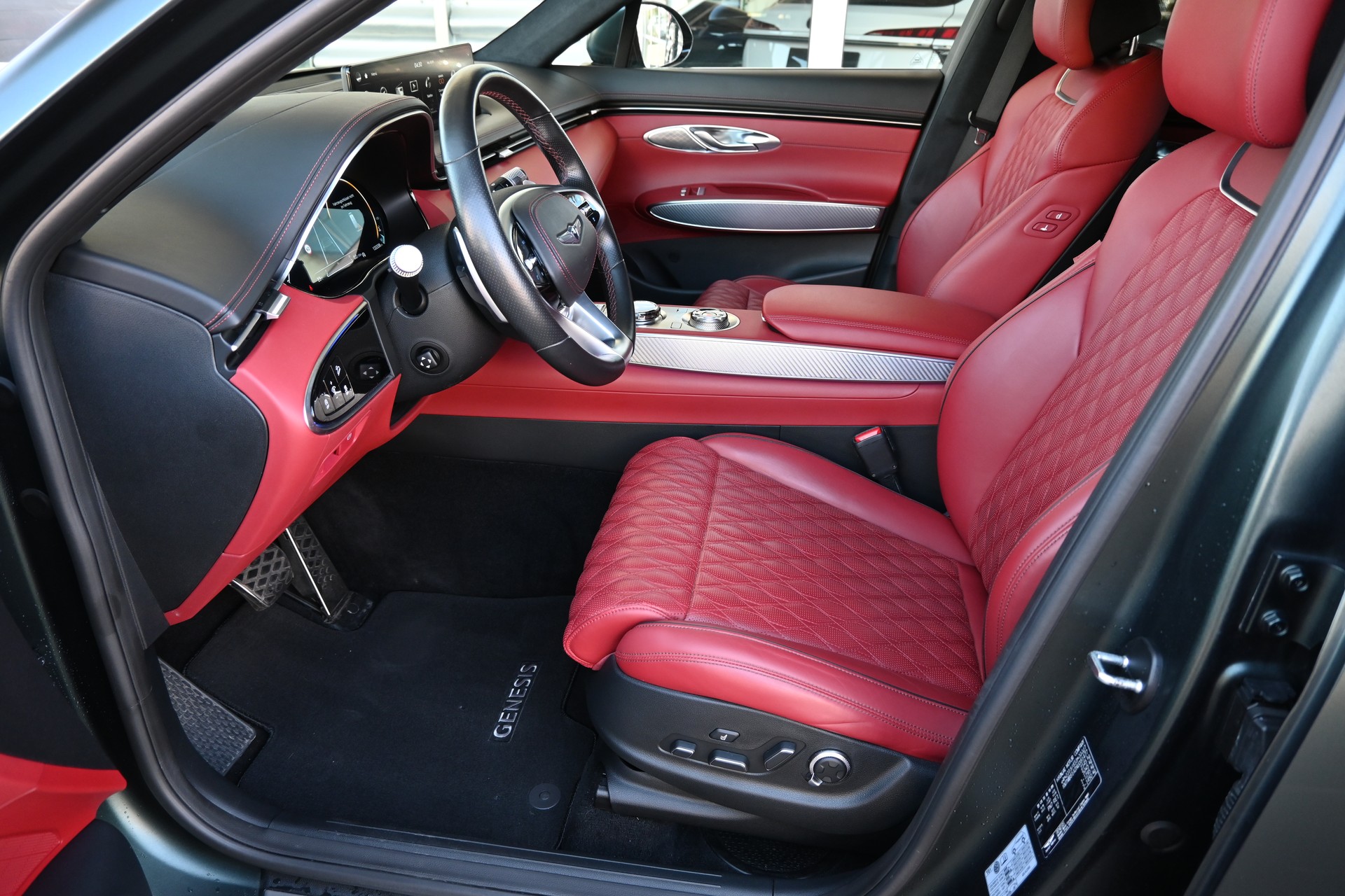 GENESIS GV70 2.2 CRDI Luxury AT8 AWD 4x4 (CH Auto) + AHK 2500kg-image-10