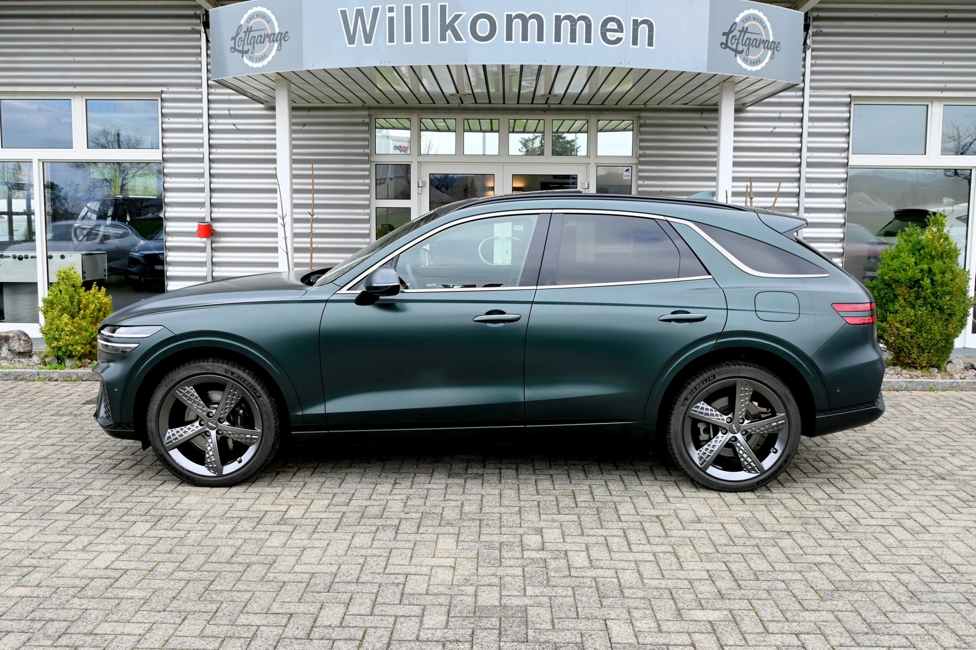 GENESIS GV70 2.2 CRDI Luxury AT8 AWD 4x4 (CH Auto) + AHK 2500kg-image-4
