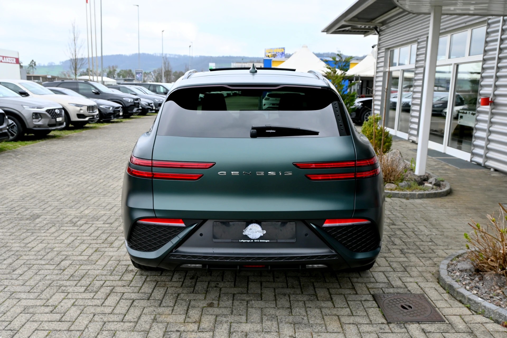 GENESIS GV70 2.2 CRDI Luxury AT8 AWD 4x4 (CH Auto) + AHK 2500kg-image-3