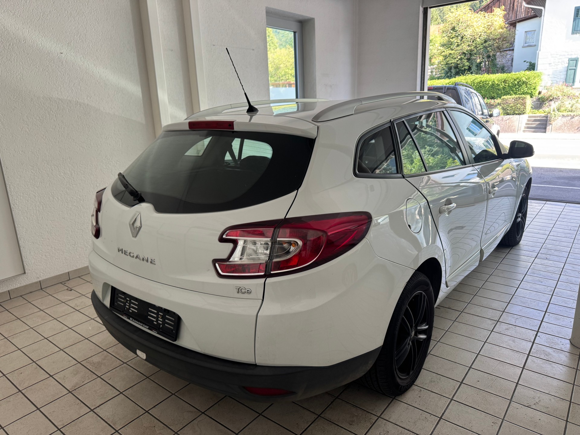 RENAULT Mégane Grandtour 1.2 16V Turbo Energy-image-6