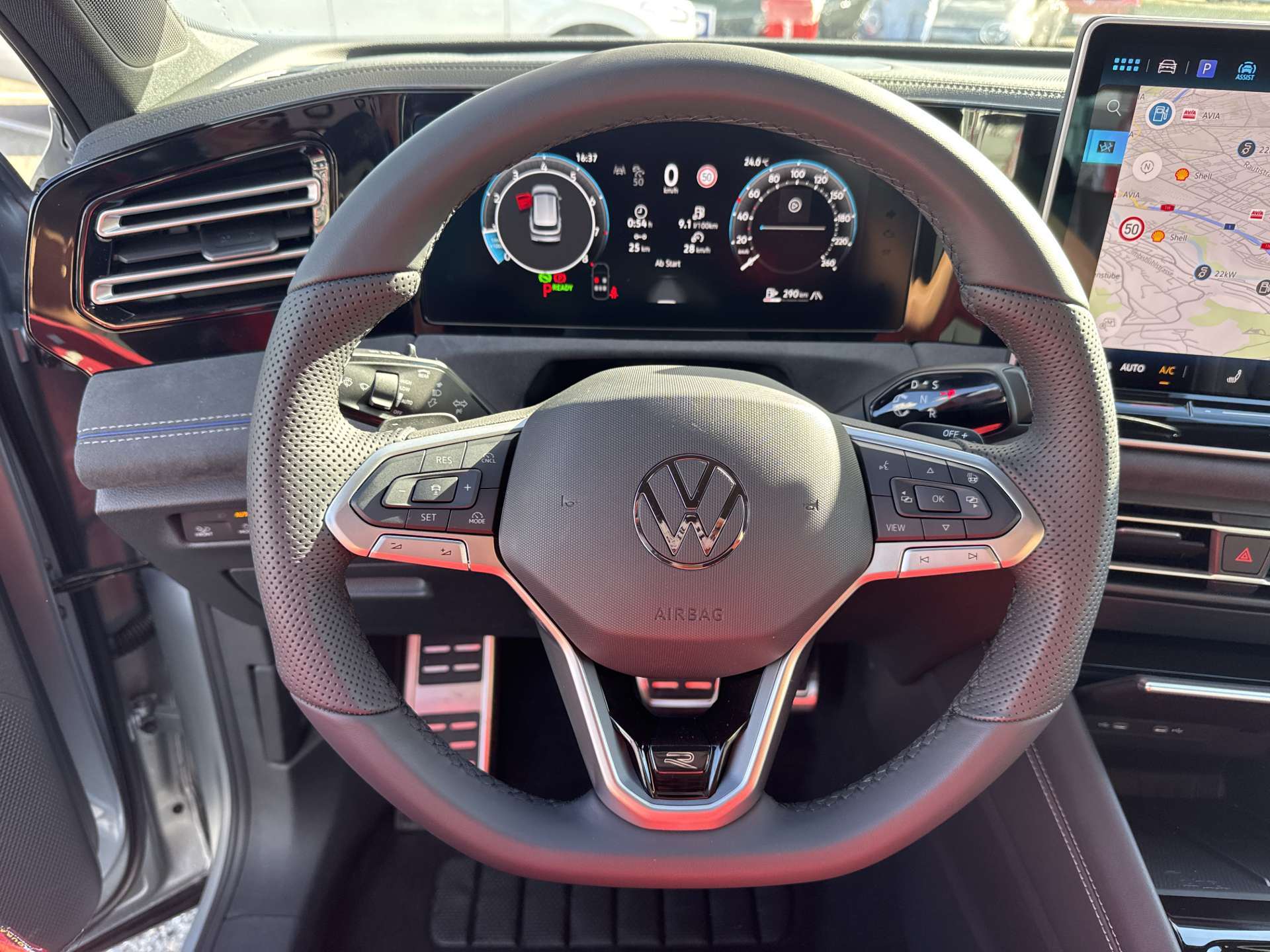 VW Tiguan 1.5 TSi evo2 mHEV R-Line DSG-Automat-image-15