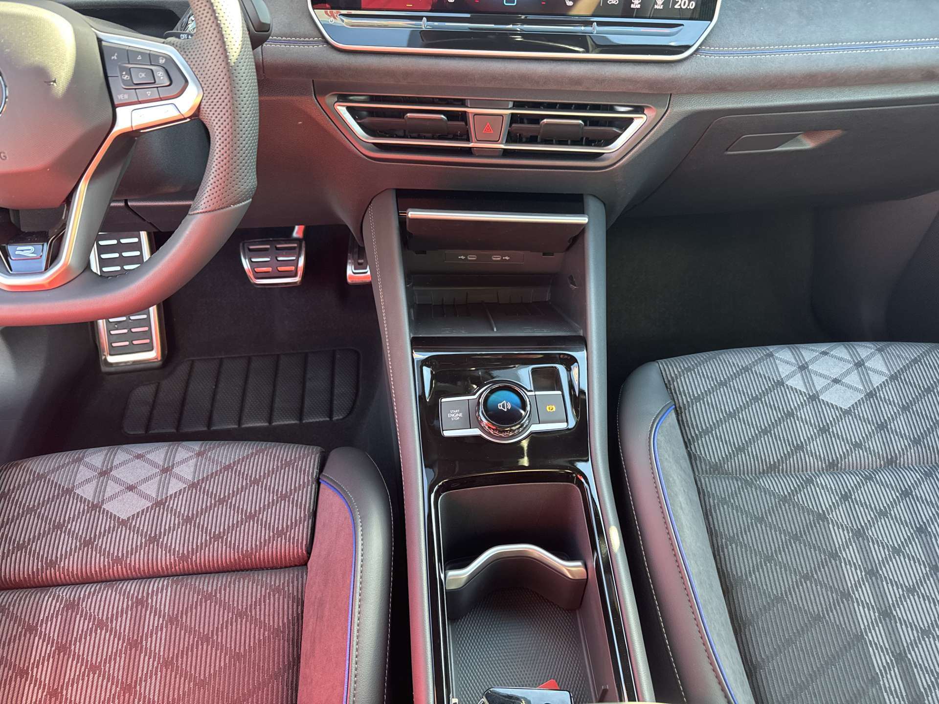 VW Tiguan 1.5 TSi evo2 mHEV R-Line DSG-Automat-image-11
