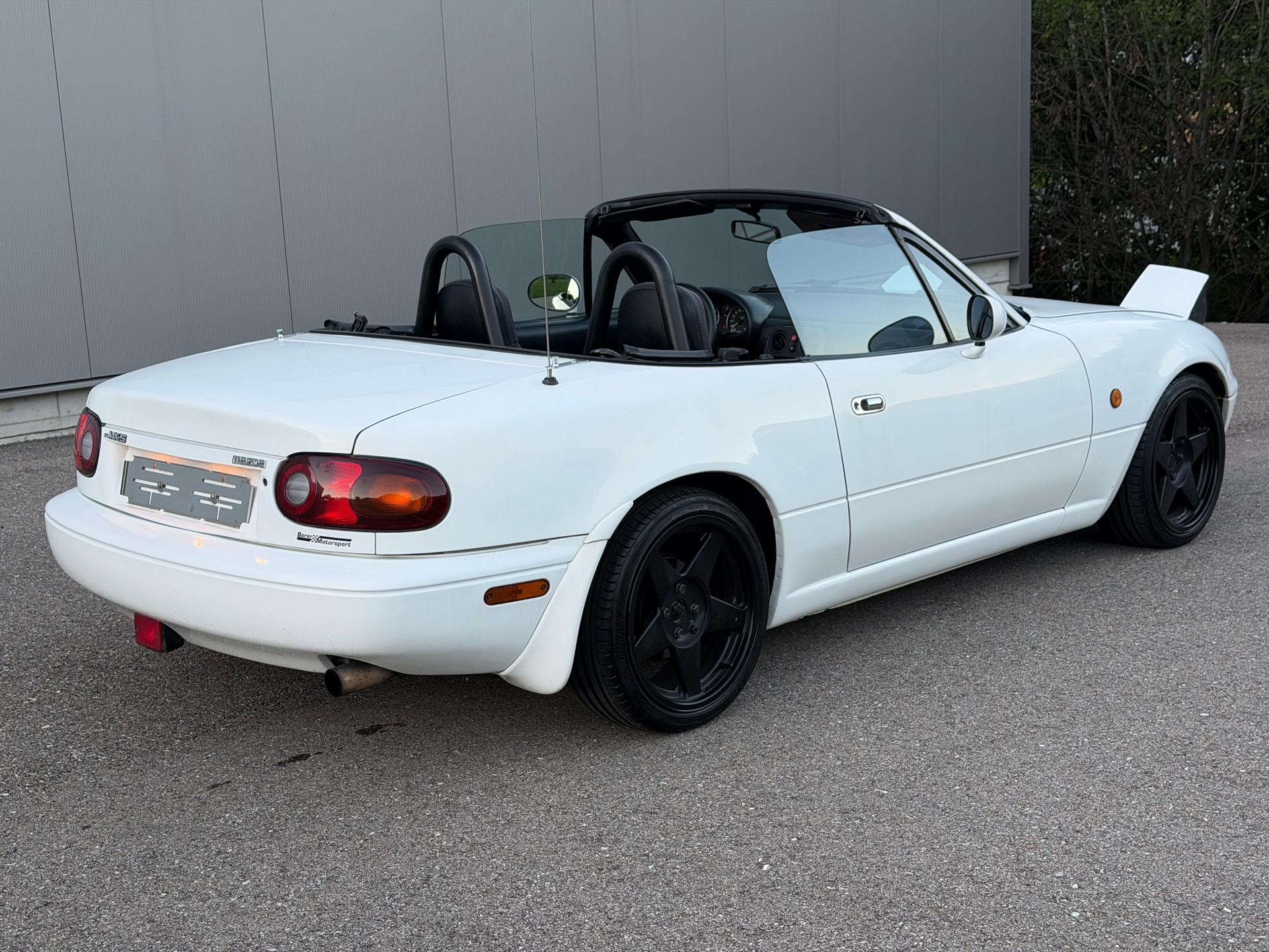 MAZDA MX-5 1.6i-16 Special-image-4