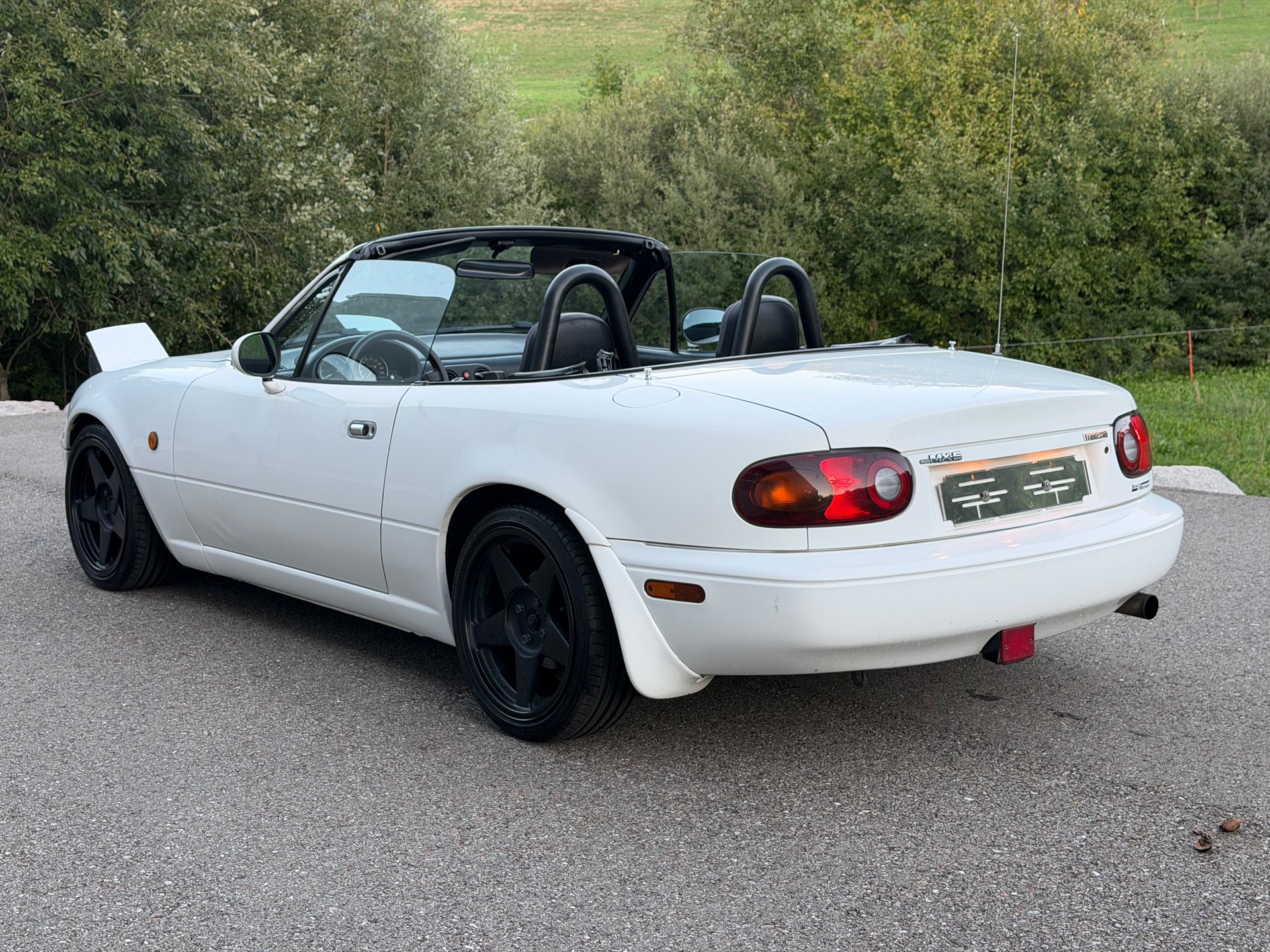 MAZDA MX-5 1.6i-16 Special-image-5