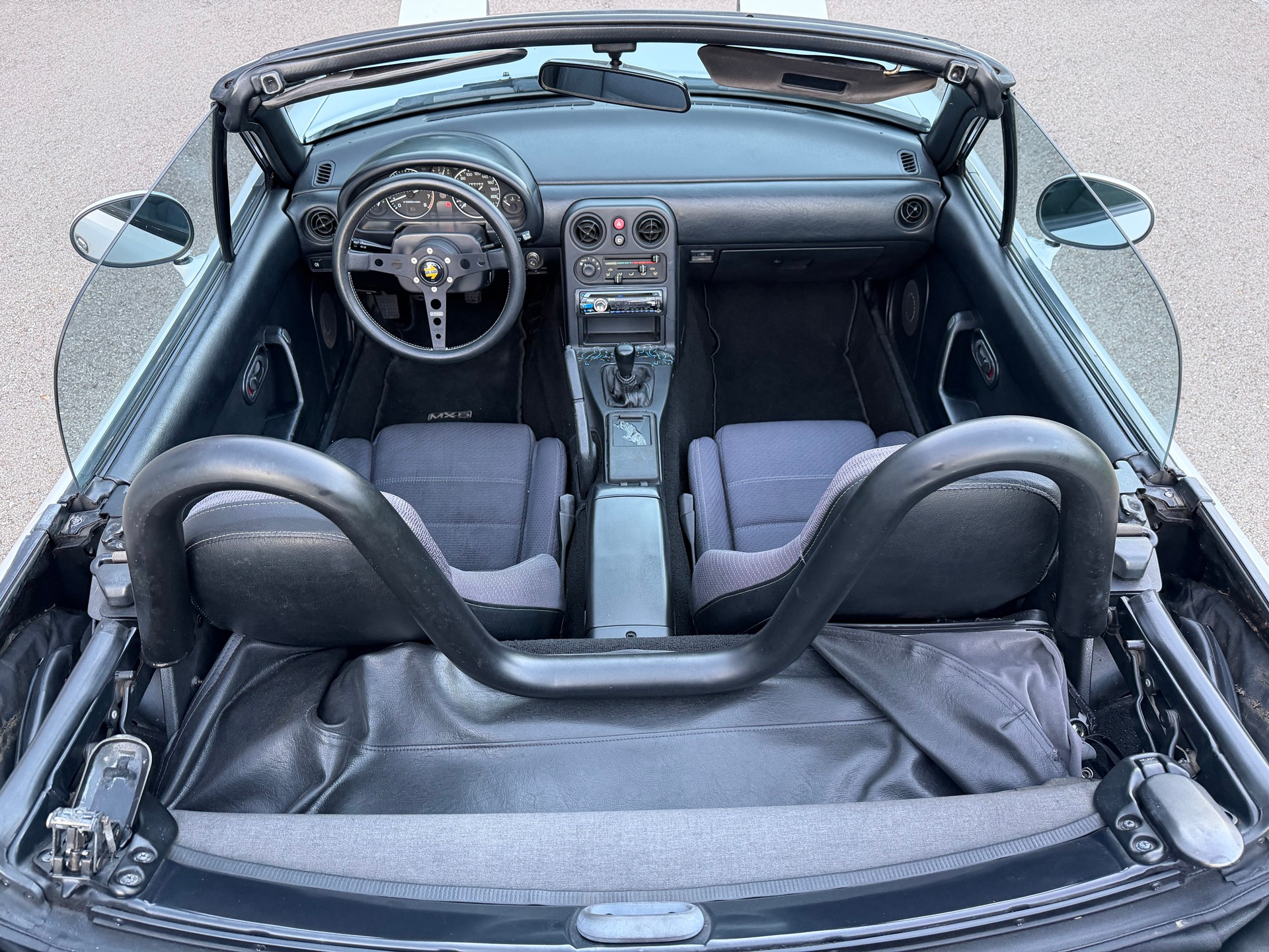 MAZDA MX-5 1.6i-16 Special-image-9