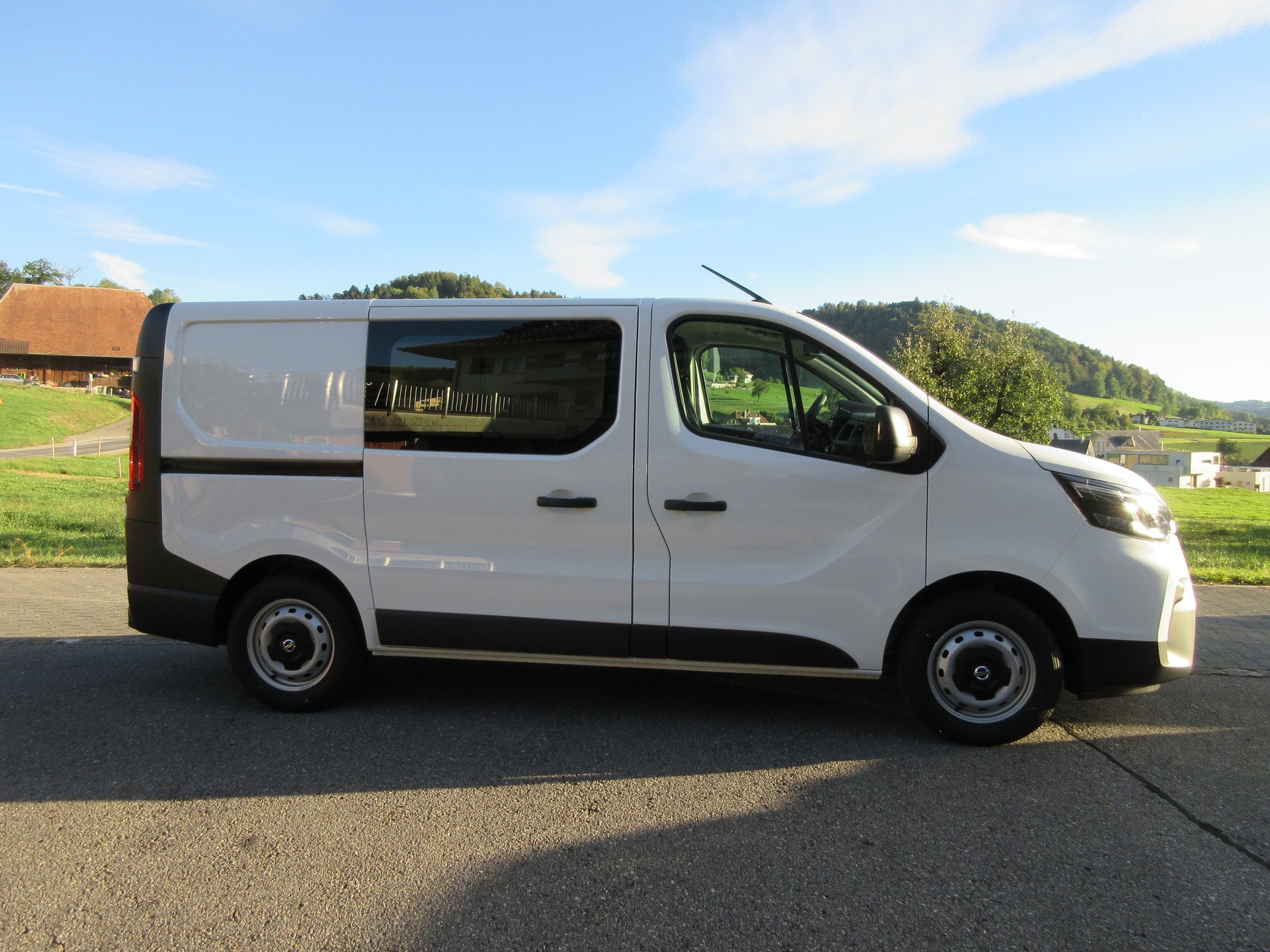 NISSAN PRIMASTAR Kaw. 2.8t L1 H1 dCi 110 Acenta (Bus)-image-0