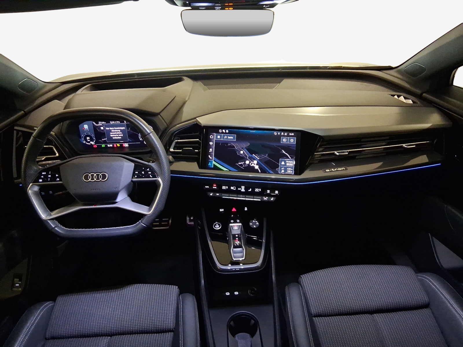 AUDI Q4 e-tron 50 quattro-image-8