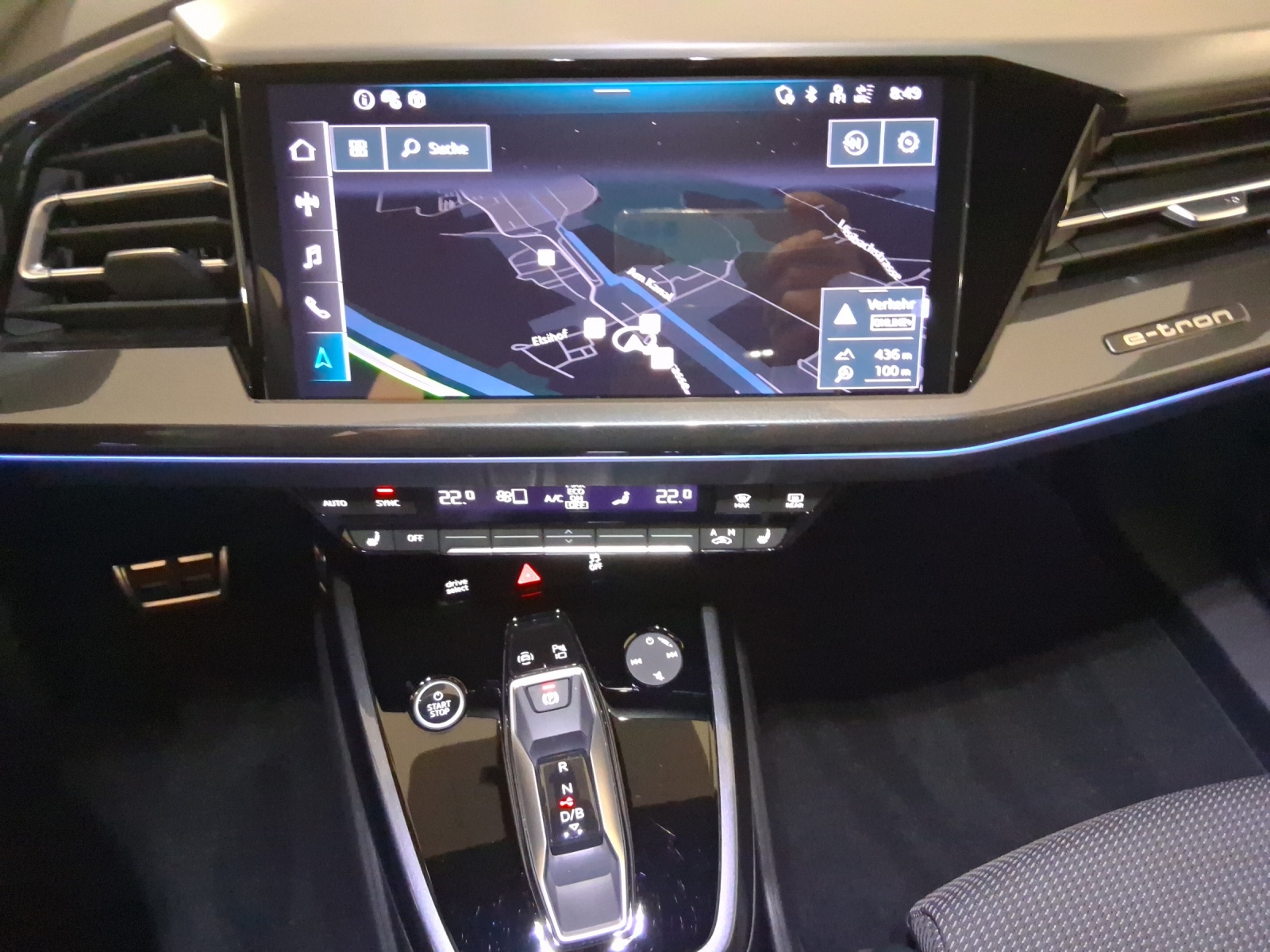 AUDI Q4 e-tron 50 quattro-image-10