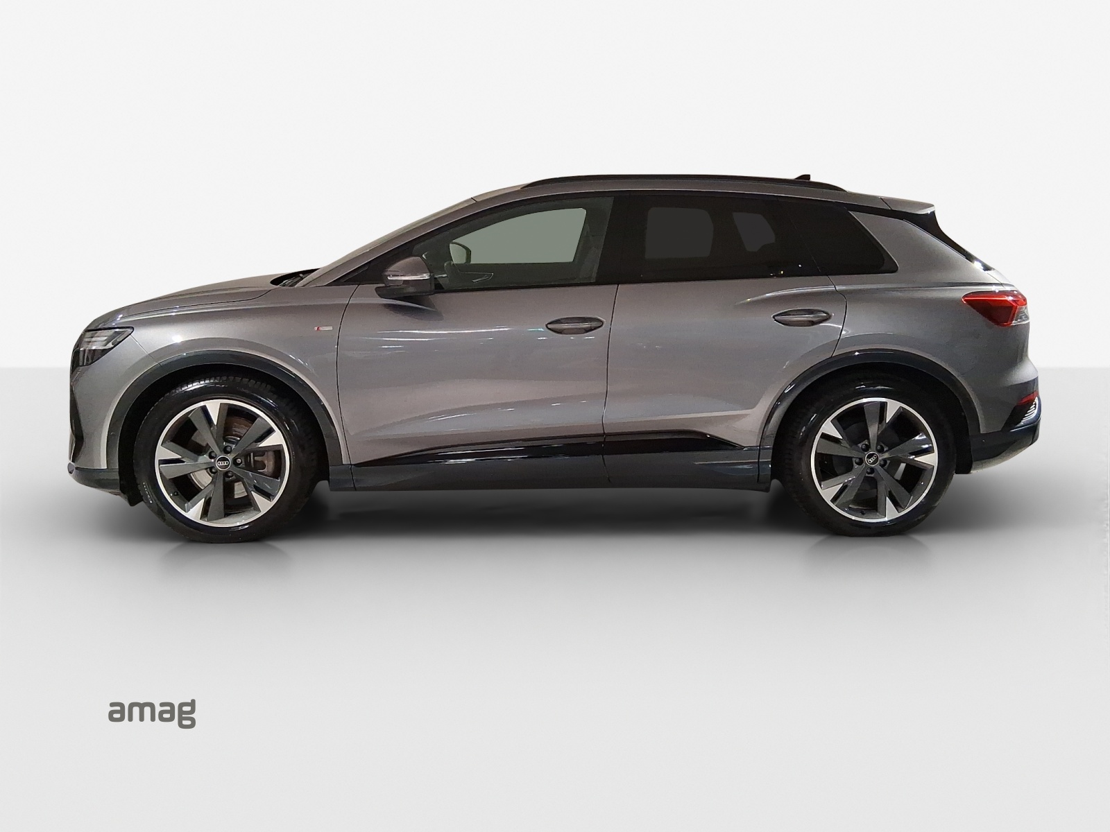 AUDI Q4 e-tron 50 quattro-image-1