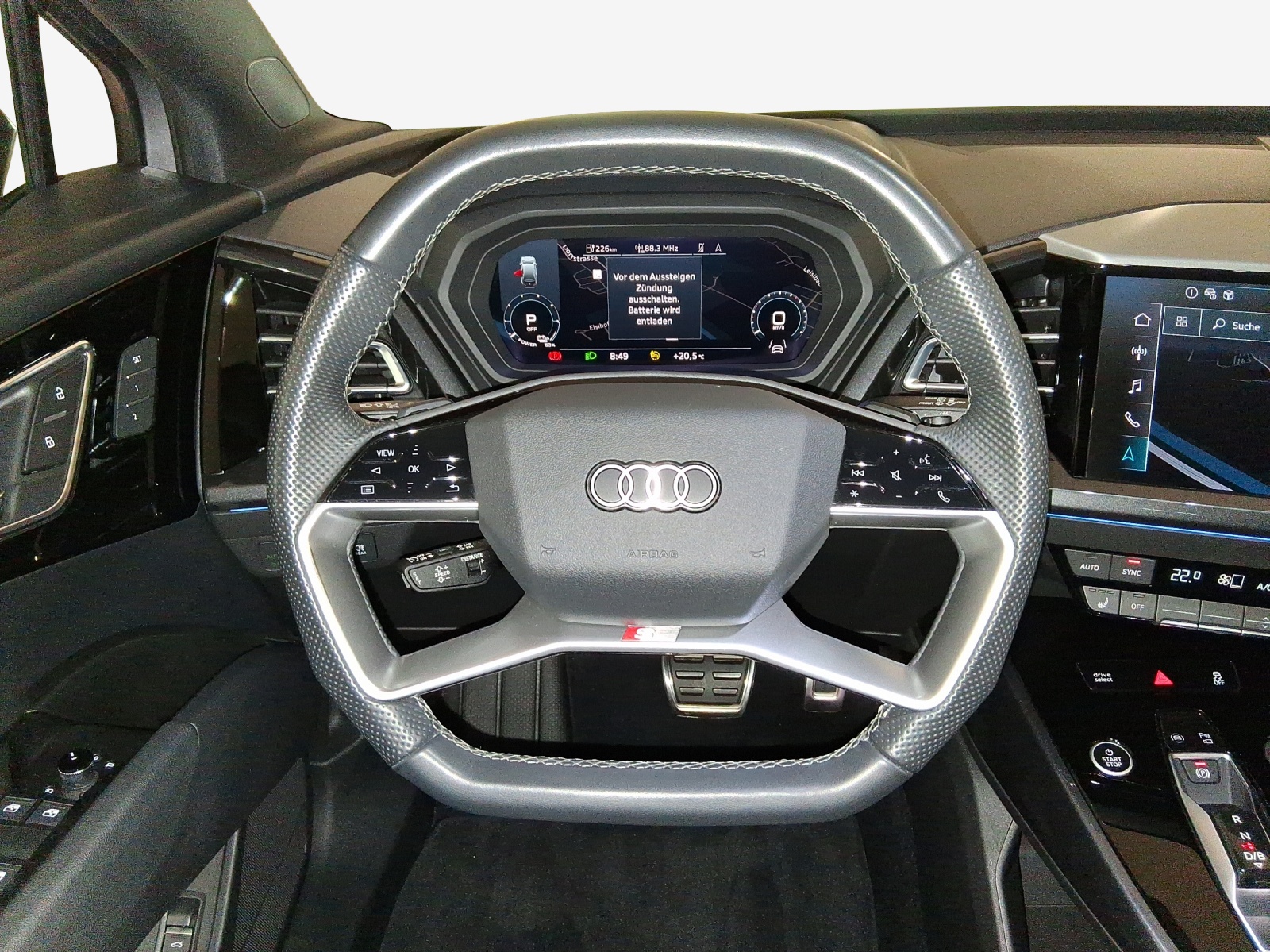 AUDI Q4 e-tron 50 quattro-image-9