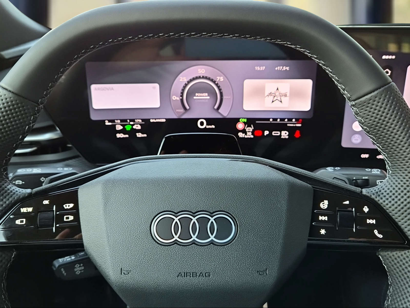 AUDI Q5 e-hybrid quattro 270 kW S-tronic Daytonagrau Perleffekt-image-11