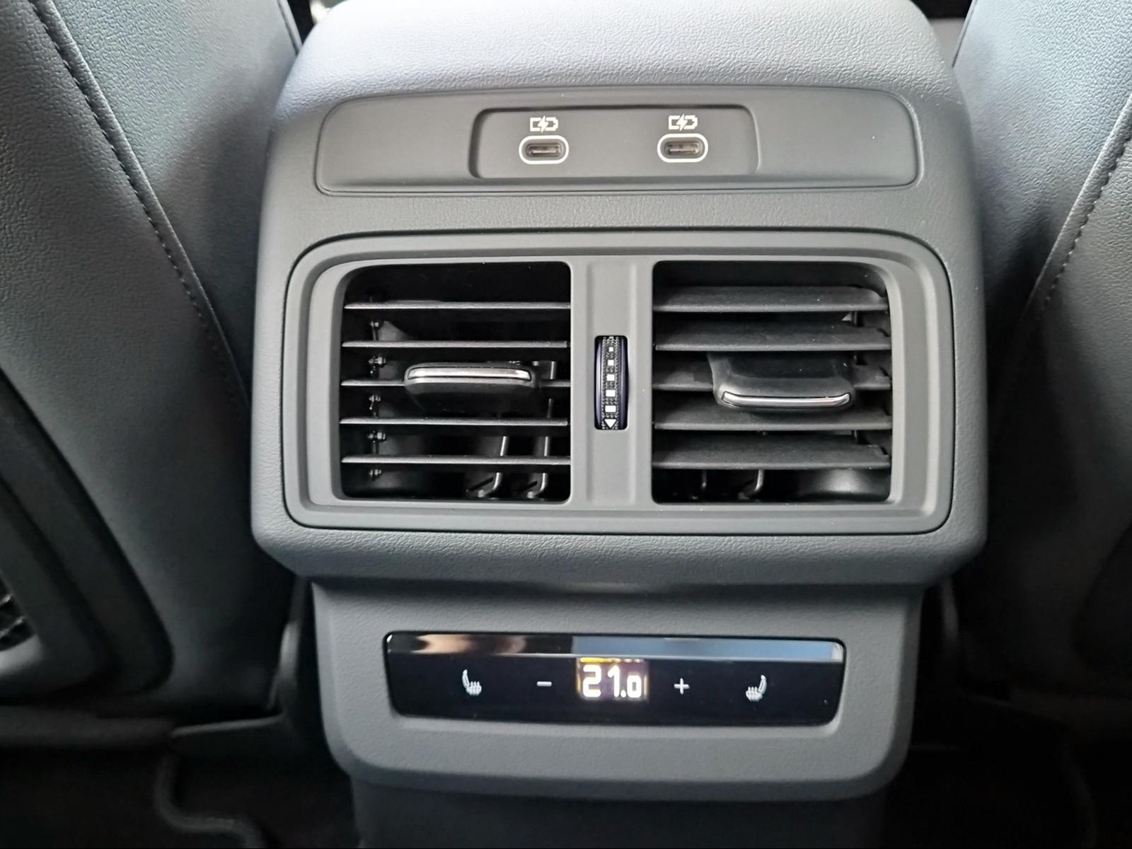 AUDI Q5 e-hybrid quattro 270 kW S-tronic Daytonagrau Perleffekt-image-15