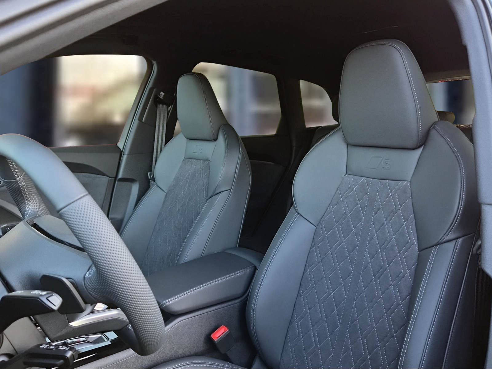AUDI Q5 e-hybrid quattro 270 kW S-tronic Daytonagrau Perleffekt-image-7