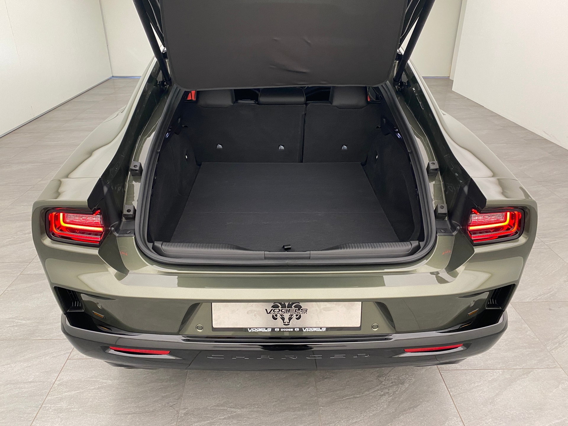 DODGE Charger Scat Pack Plus 2-Door AWD-image-15