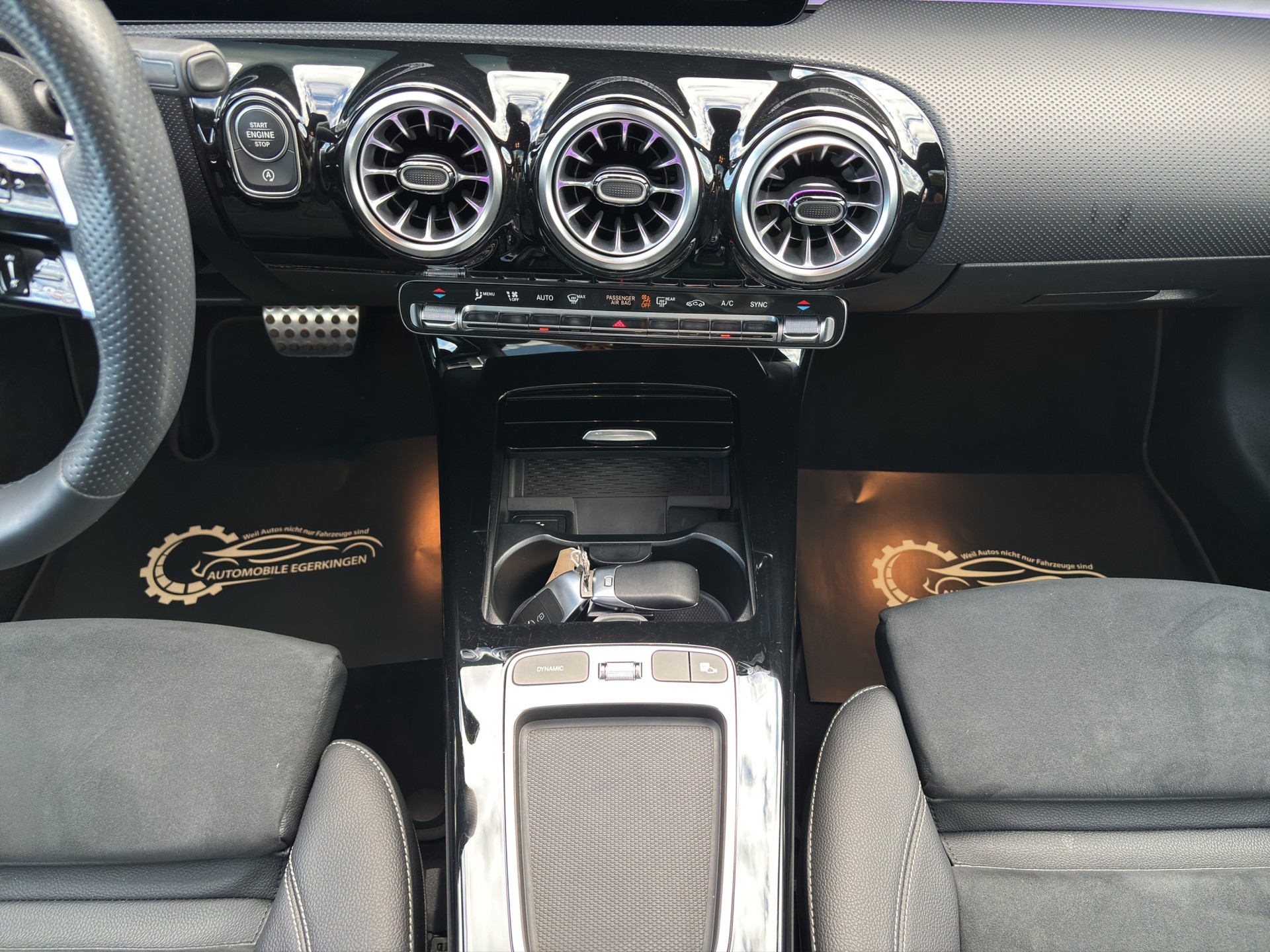 MERCEDES-BENZ A 250 AMG Line 4m-image-15