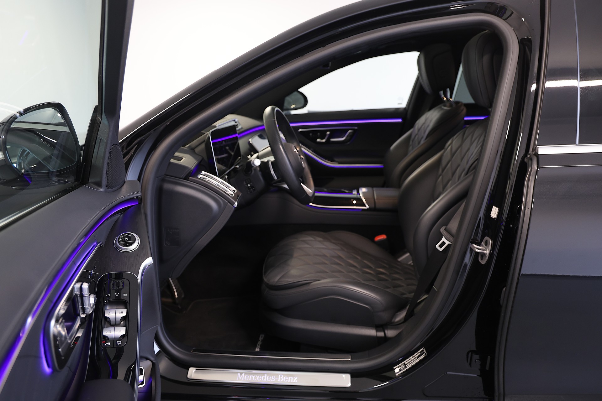 MERCEDES-BENZ S 450 d AMG Line 4matic *CH-Fahrzeug*-image-6