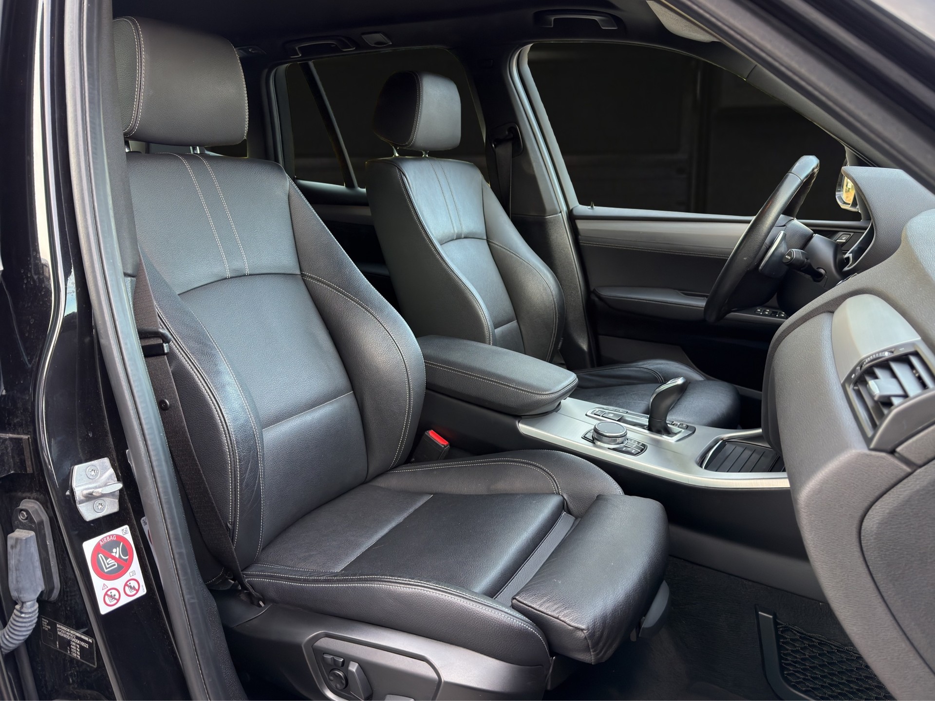 BMW X3 28i xDrive SAG M Paket-image-9