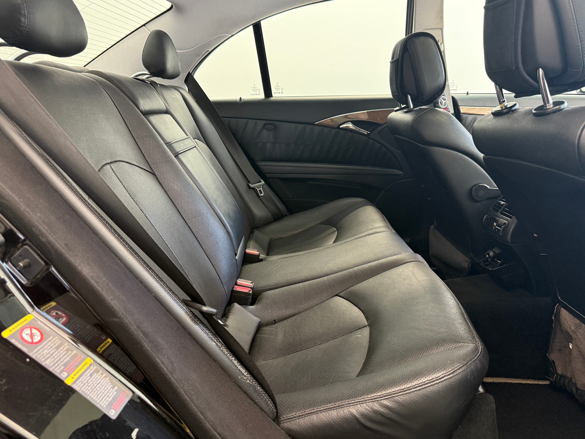 MERCEDES-BENZ E 350 CGI Elégance 7G-Tronic-image-12