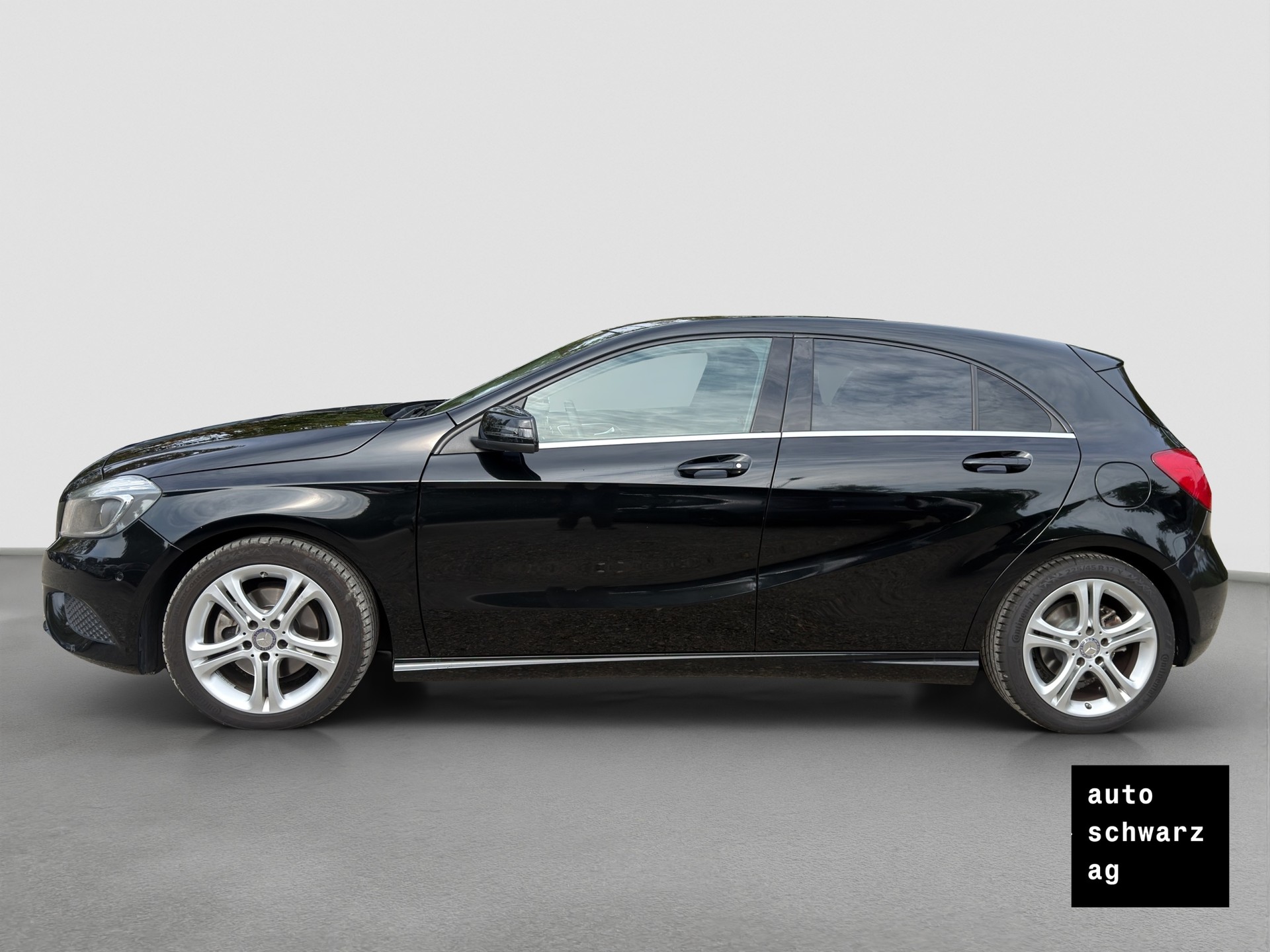 MERCEDES-BENZ A 200 Urban-image-7