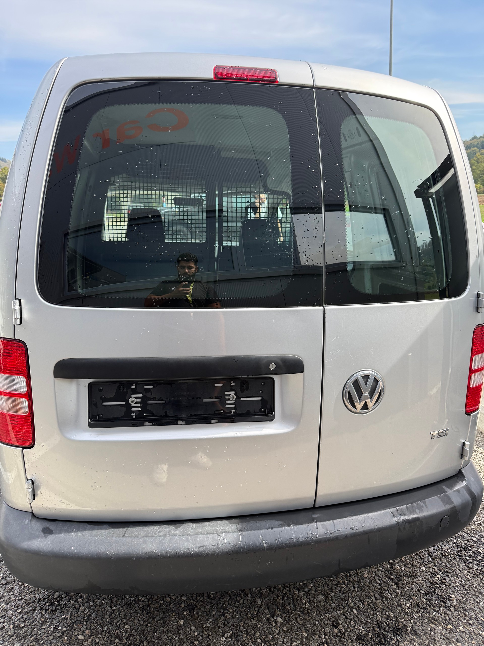 VW CADDY-image-5