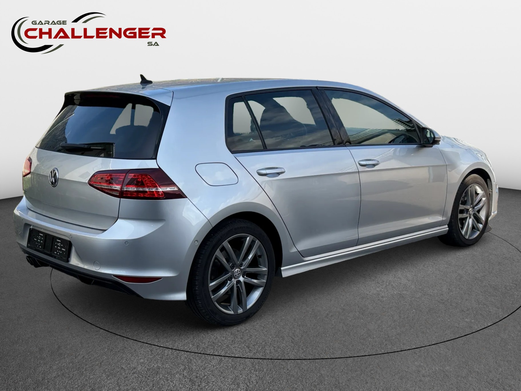VW Golf 1.4 TSI Allstar R-Line-image-2