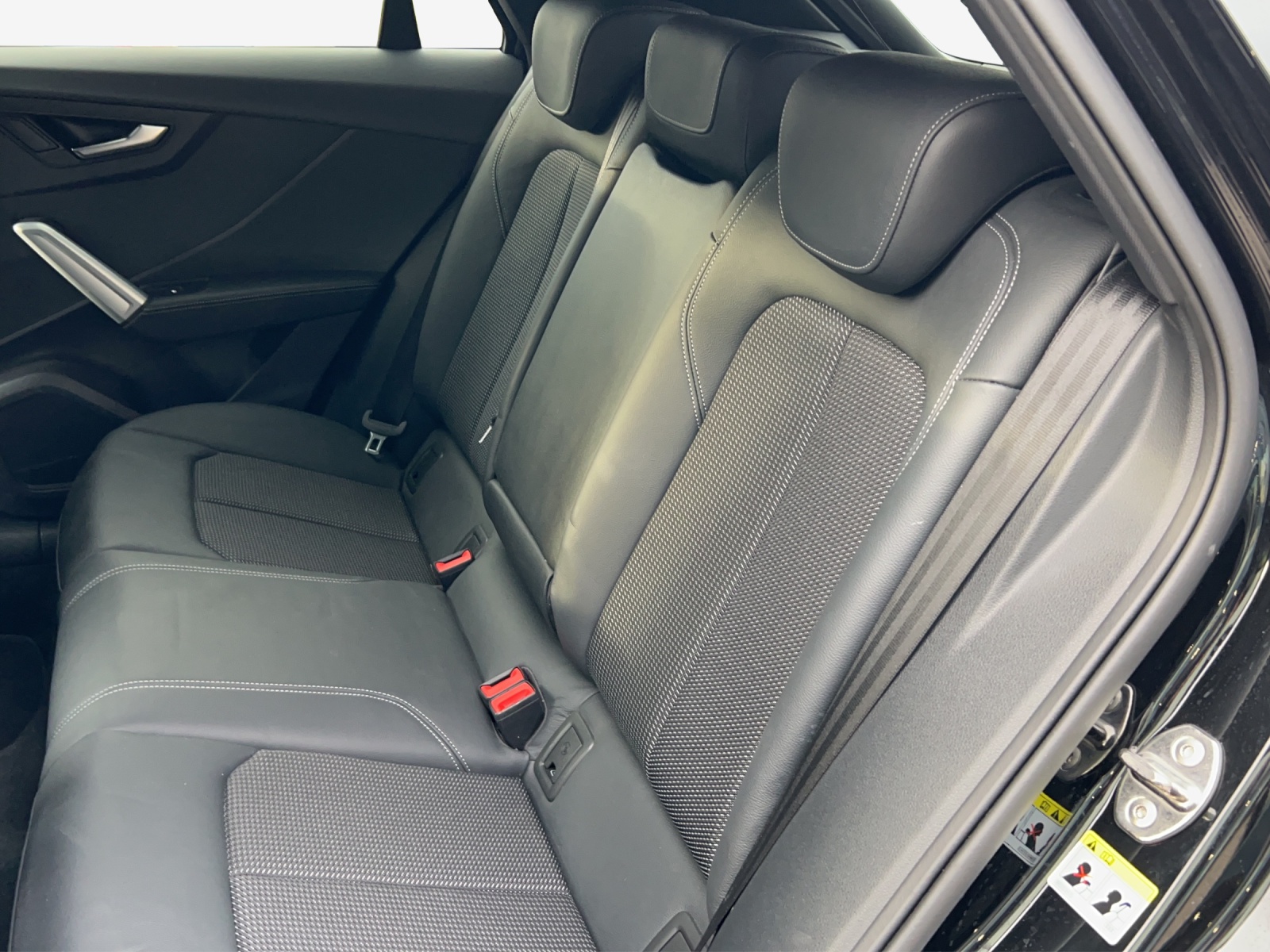 AUDI Q2 35 TFSI Sport Attraction S-tronic-image-8