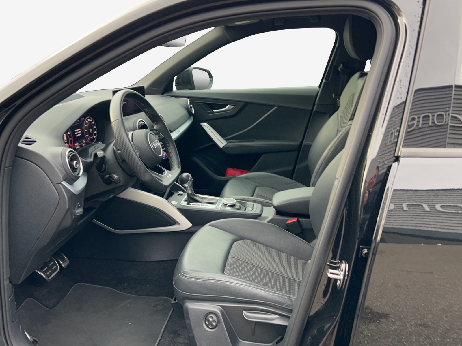AUDI Q2 35 TFSI Sport Attraction S-tronic-image-6
