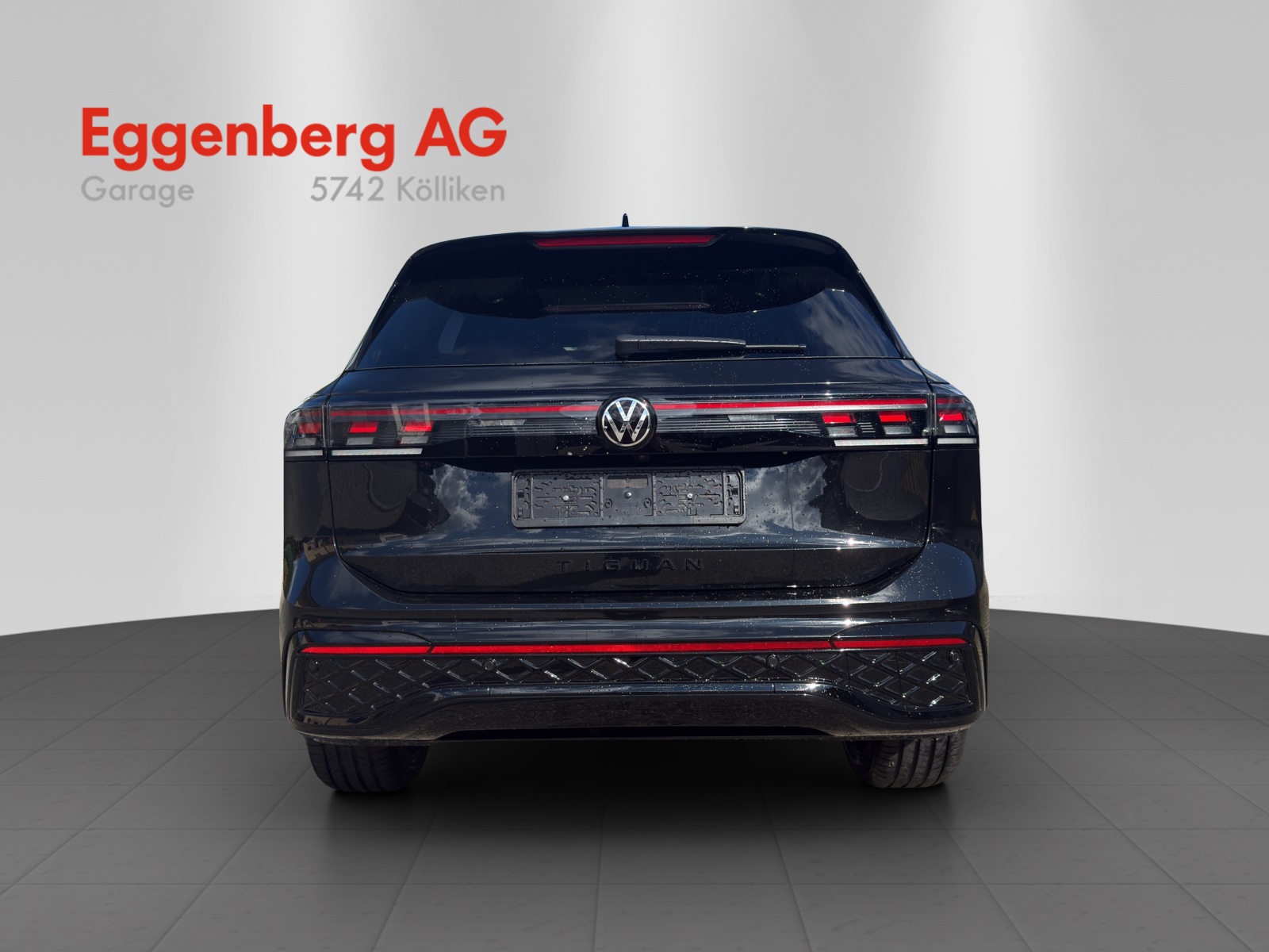 VW Tiguan 2.0 TSI DSG R-Line 4Motion, Grenadillschwarz Metallic-image-3