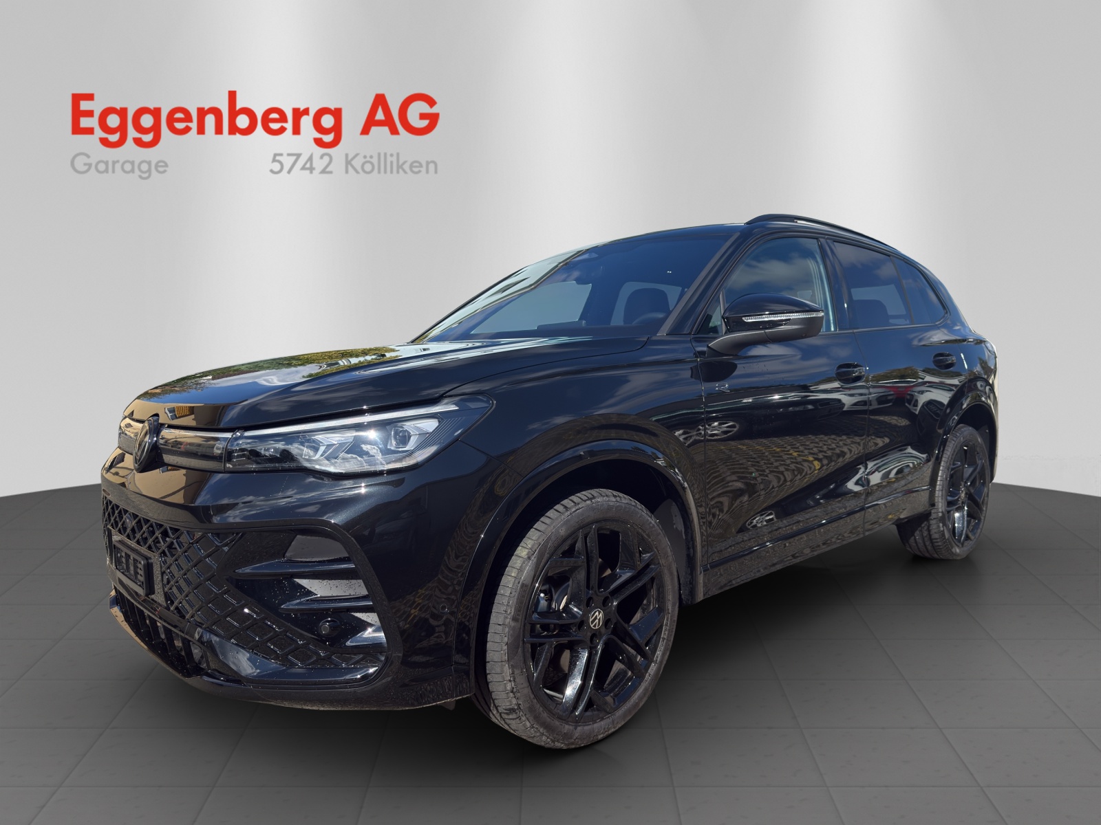 VW Tiguan 2.0 TSI DSG R-Line 4Motion, Grenadillschwarz Metallic-image-0