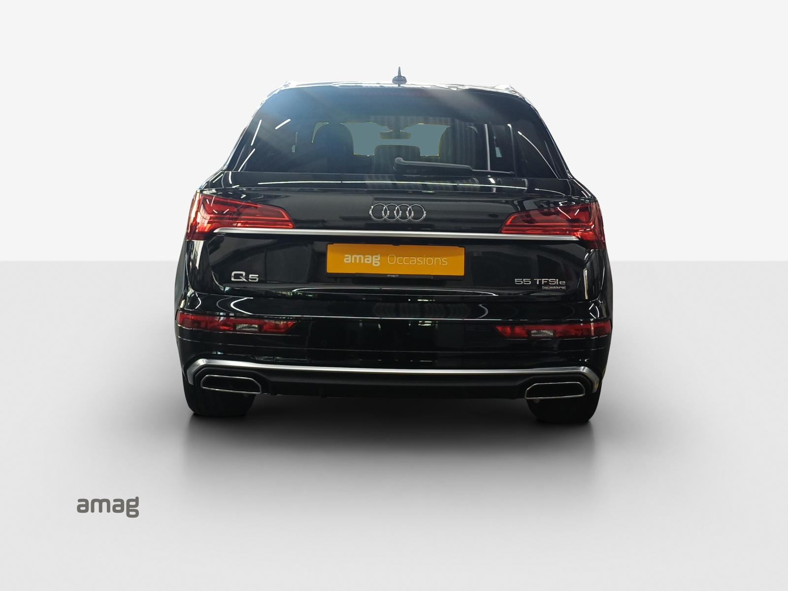 AUDI Q5 50 TFSI e PHEV S line quattro S-tronic-image-3