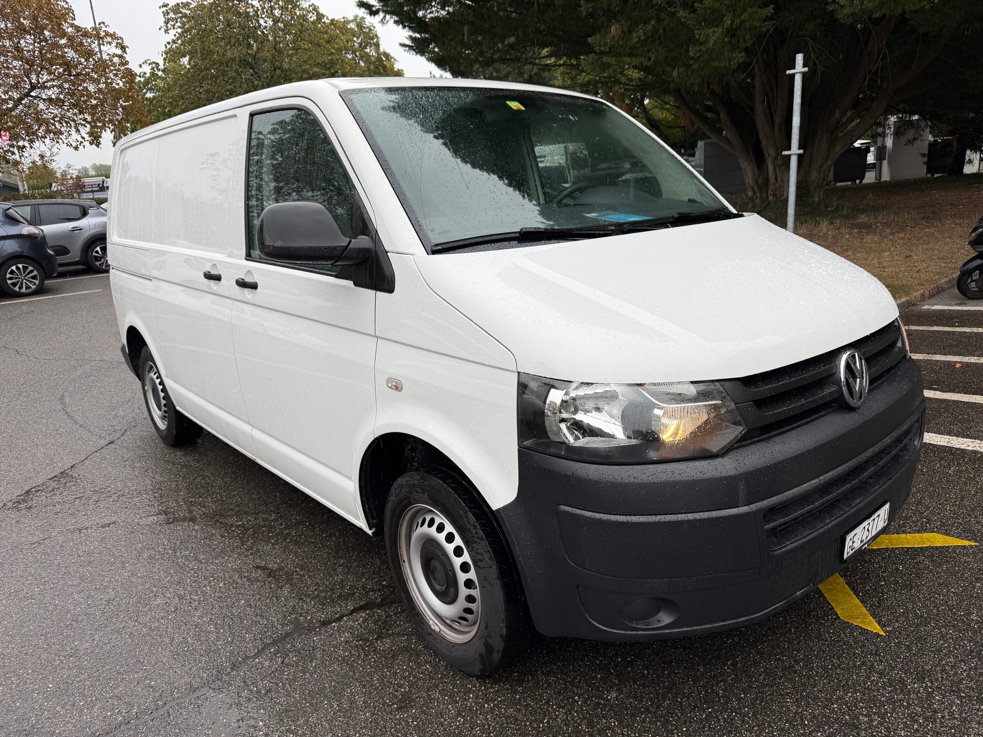 VW T5 2.0 TDI-image-2