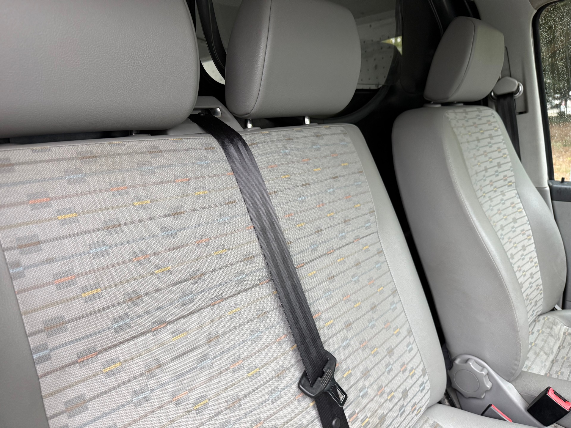 VW T5 2.0 TDI-image-3
