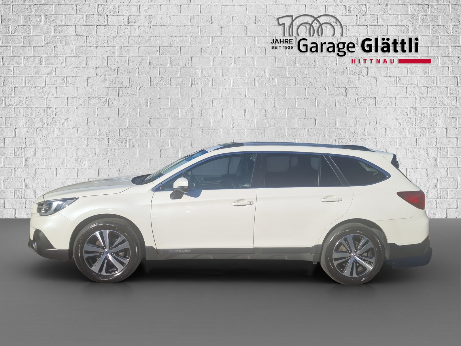 SUBARU Outback 2.5i Luxury-image-16