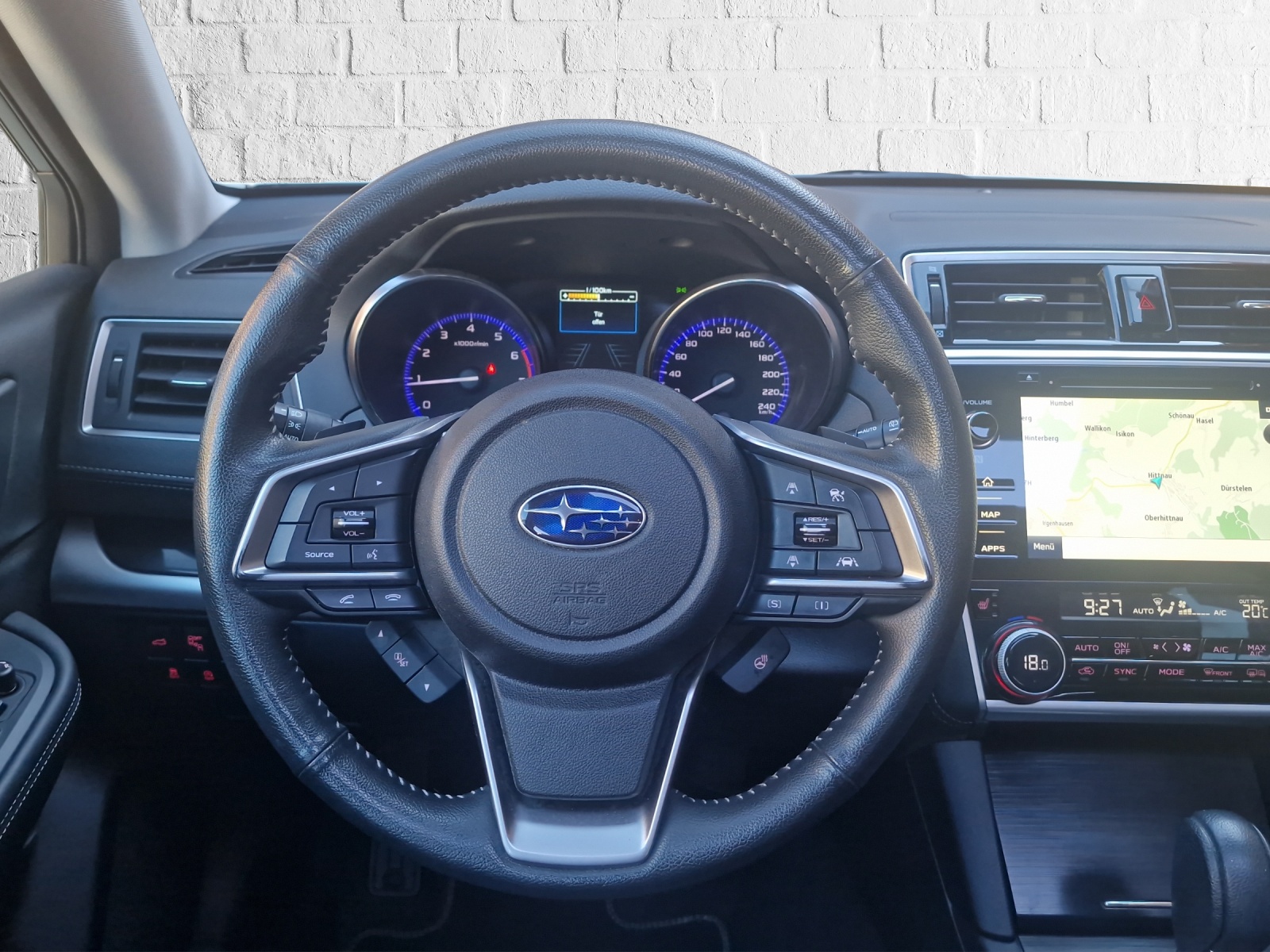 SUBARU Outback 2.5i Luxury-image-13