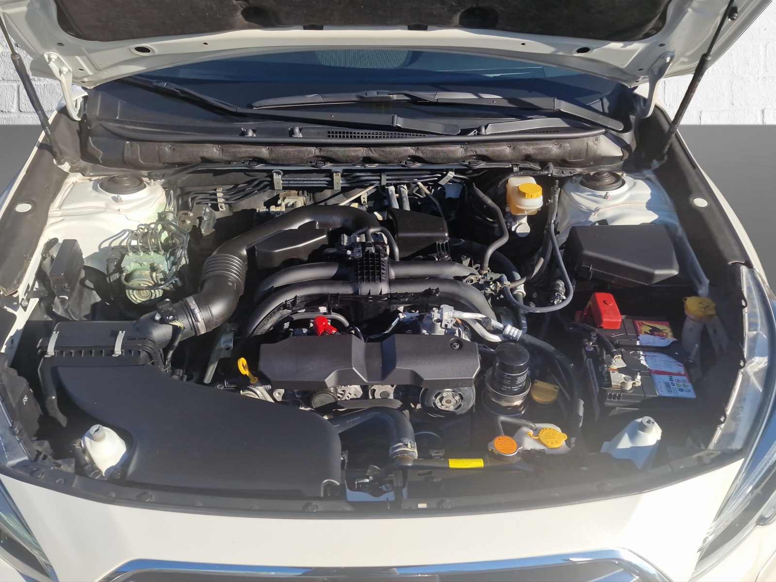 SUBARU Outback 2.5i Luxury-image-15