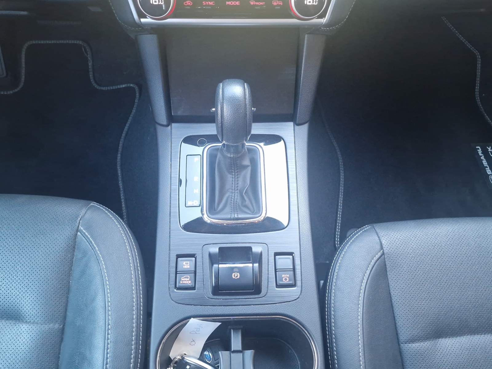 SUBARU Outback 2.5i Luxury-image-6