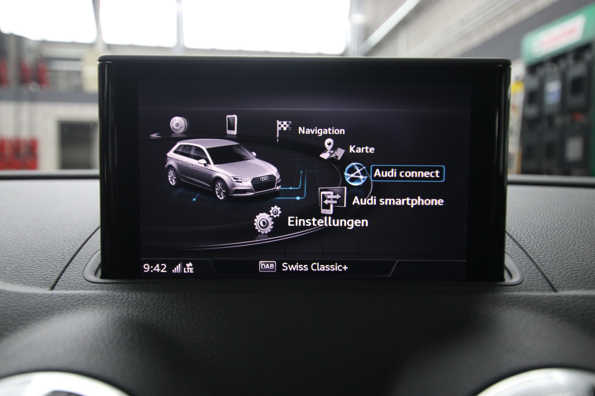AUDI A3 Sportback 35 TFSI-image-21