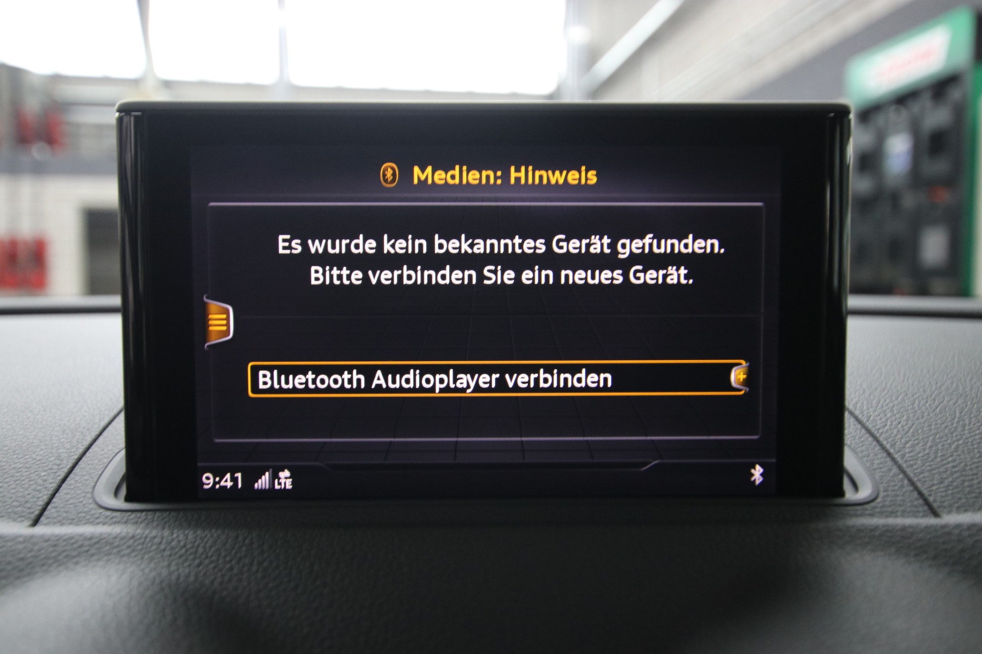 AUDI A3 Sportback 35 TFSI-image-17