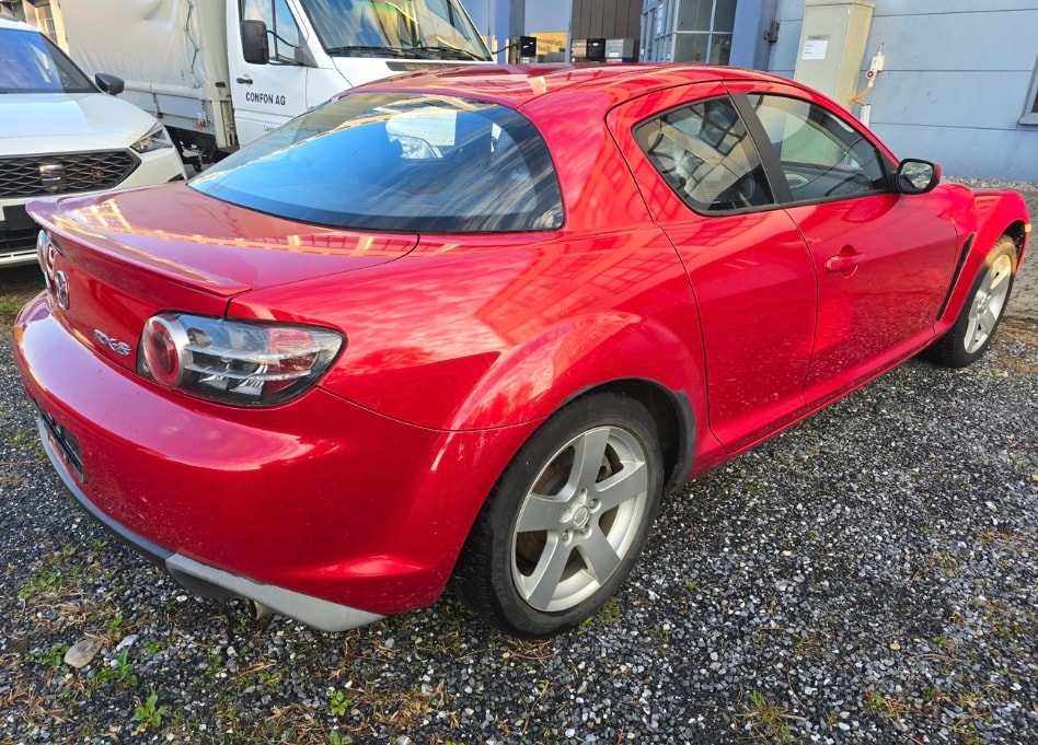 MAZDA RX-8 Revolution-image-2