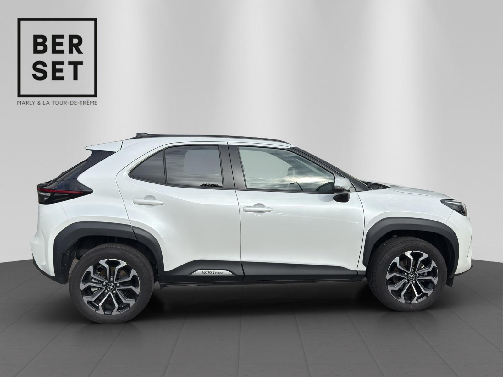 TOYOTA Yaris Cross 1.5 VVT-i HSD Trend AWD-i-image-5