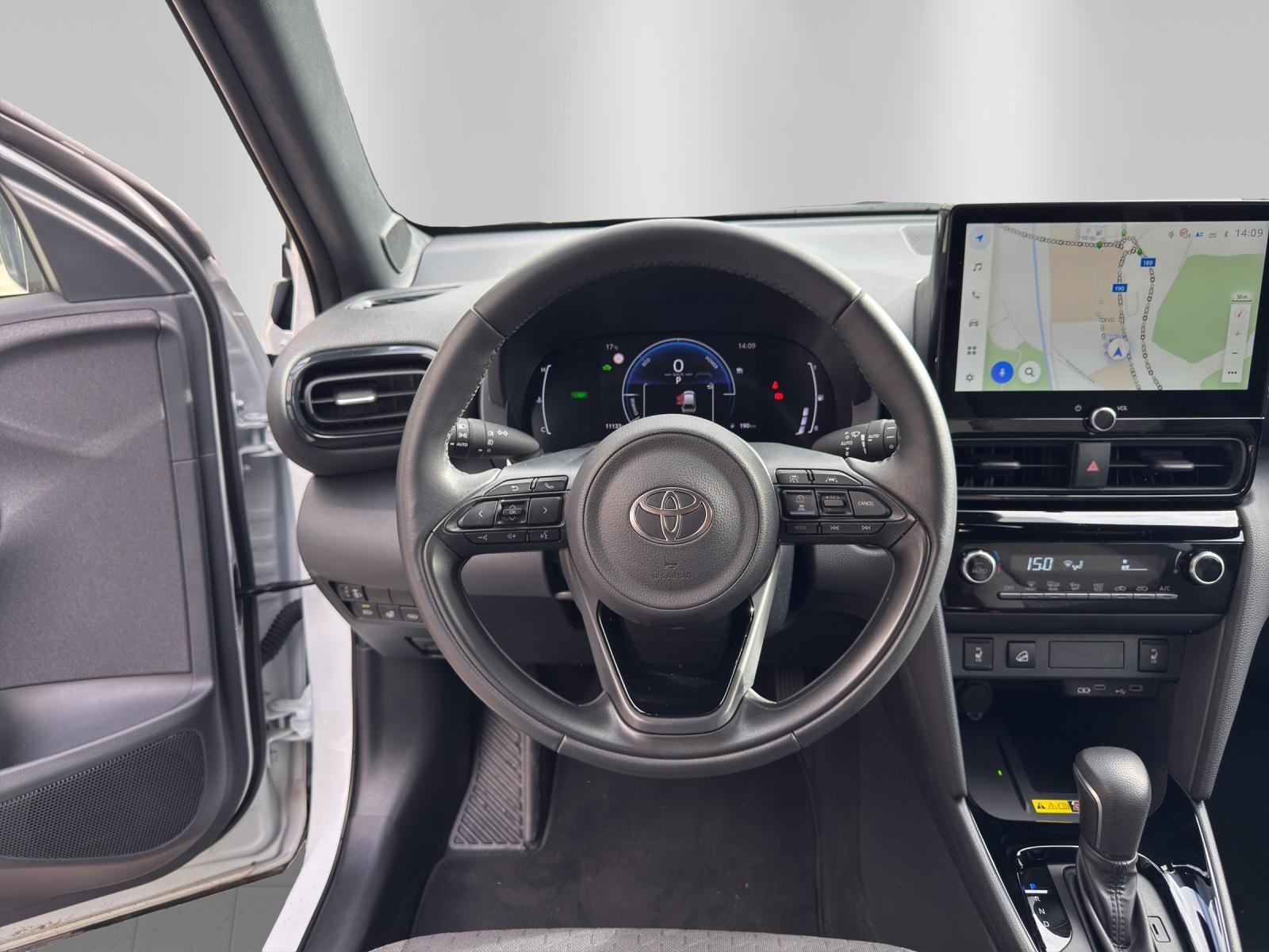 TOYOTA Yaris Cross 1.5 VVT-i HSD Trend AWD-i-image-8