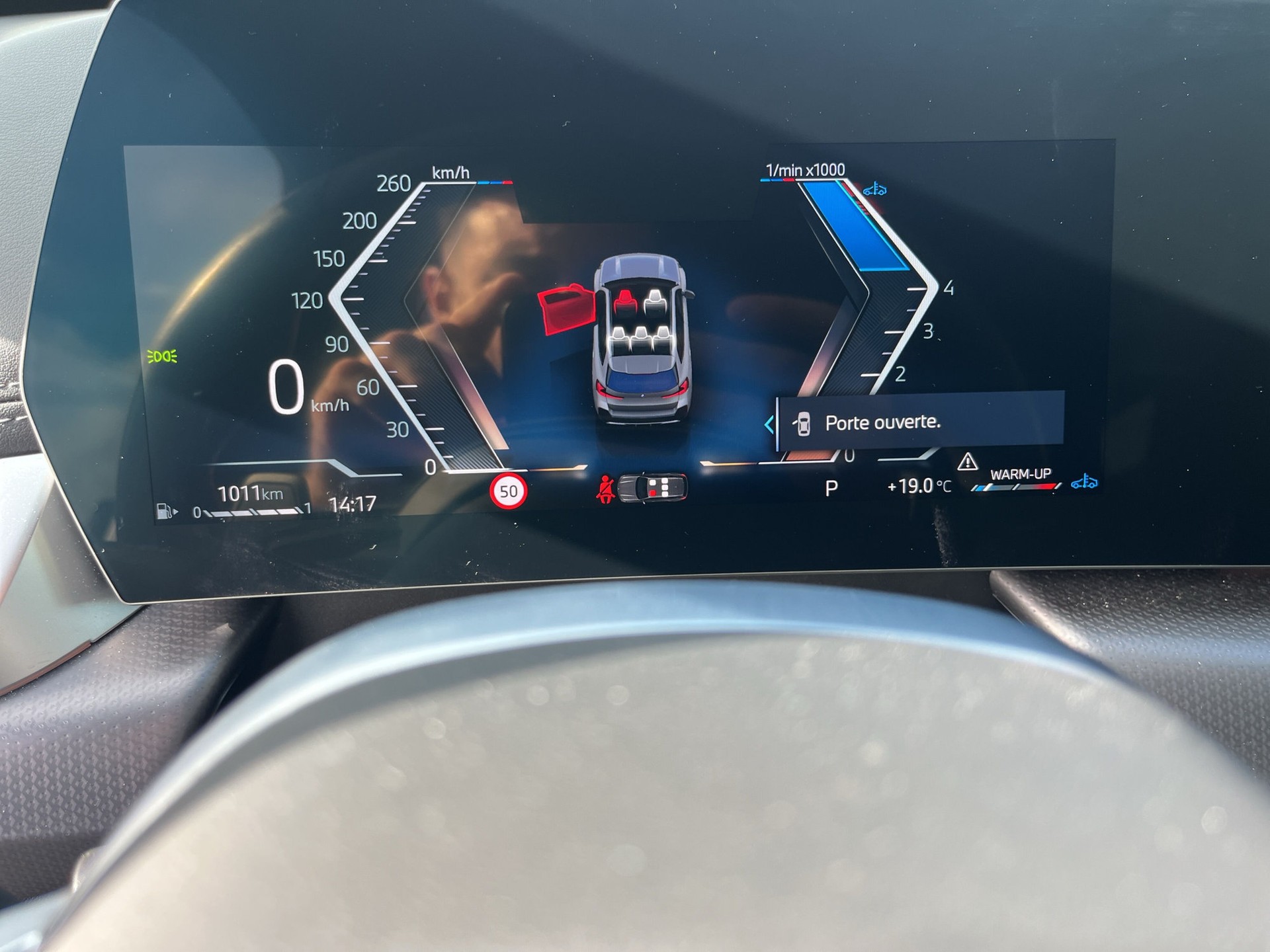 BMW X1 sDrive 18i M Sport-image-13
