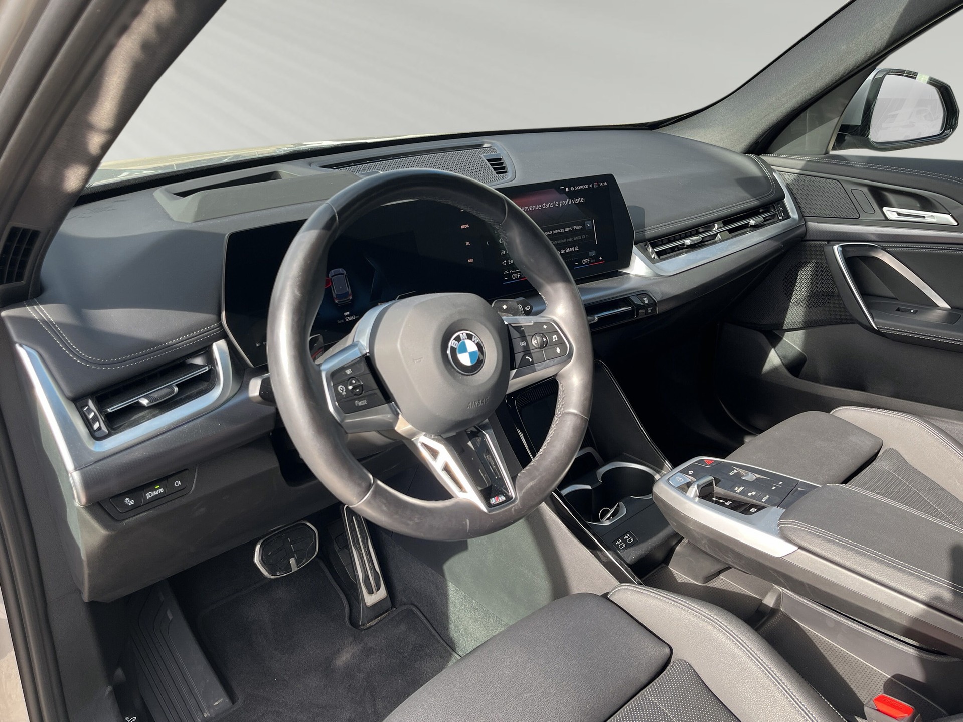 BMW X1 sDrive 18i M Sport-image-3