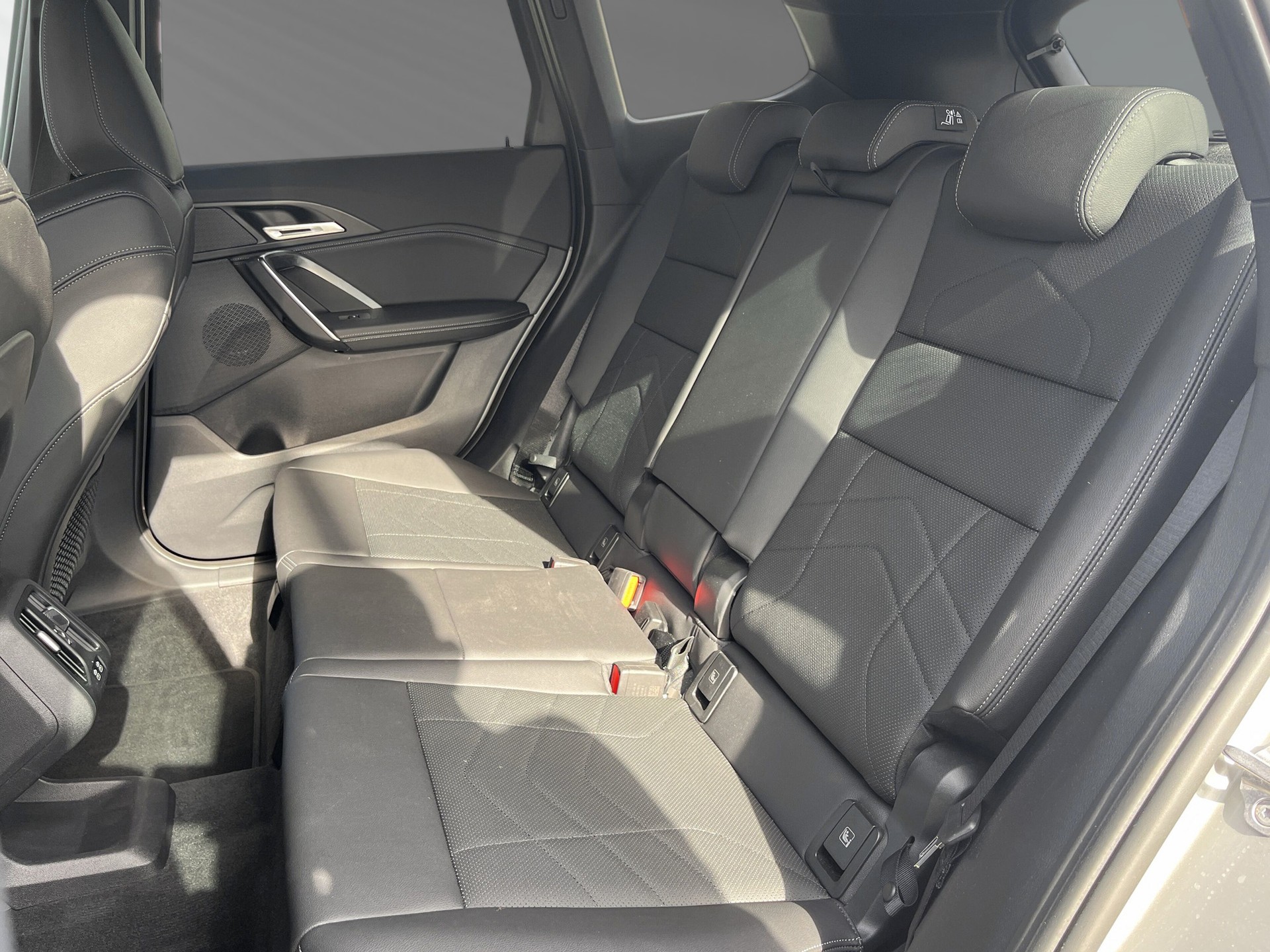 BMW X1 sDrive 18i M Sport-image-6