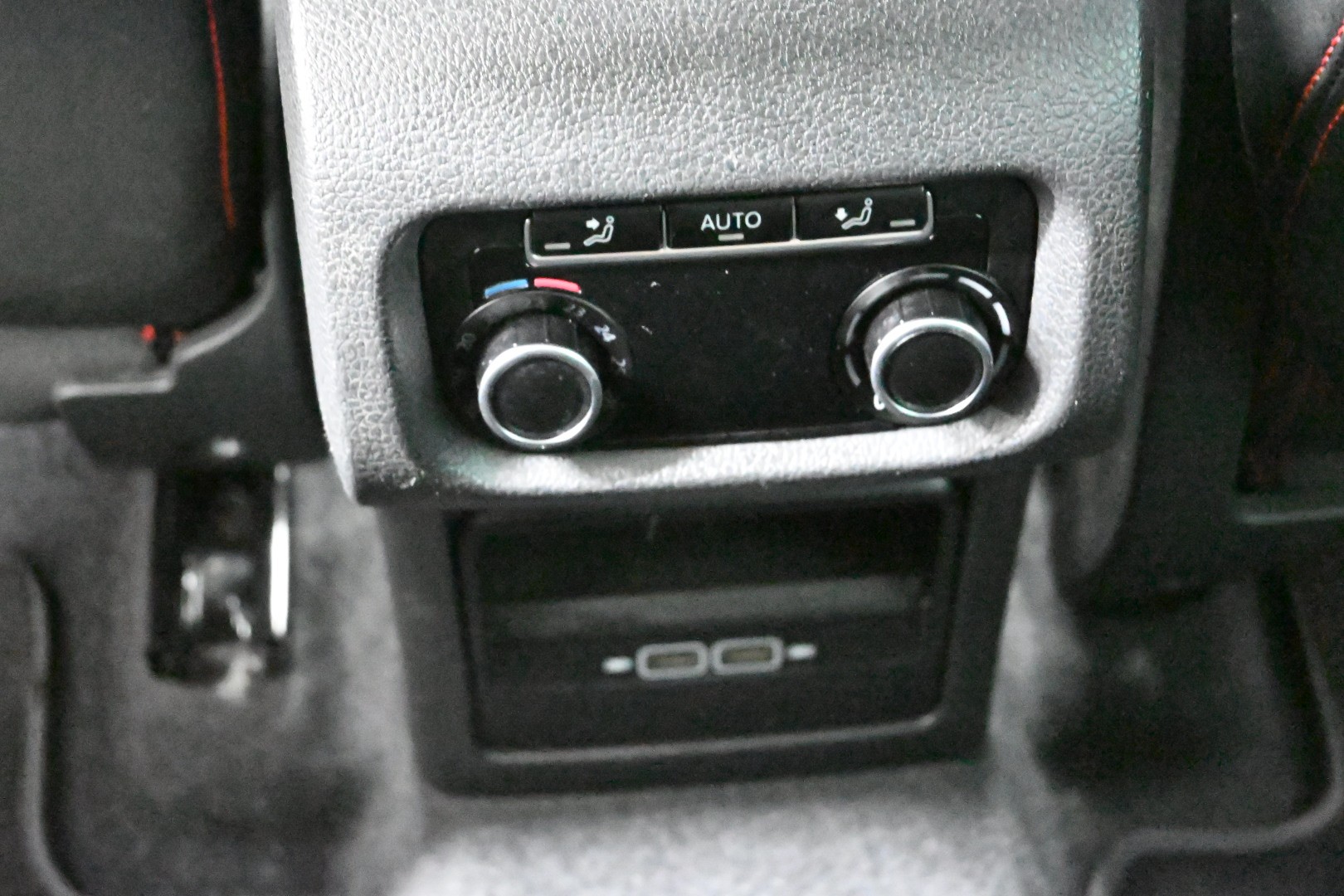 SEAT Alhambra 2.0 TDI FR Line DSG-image-11